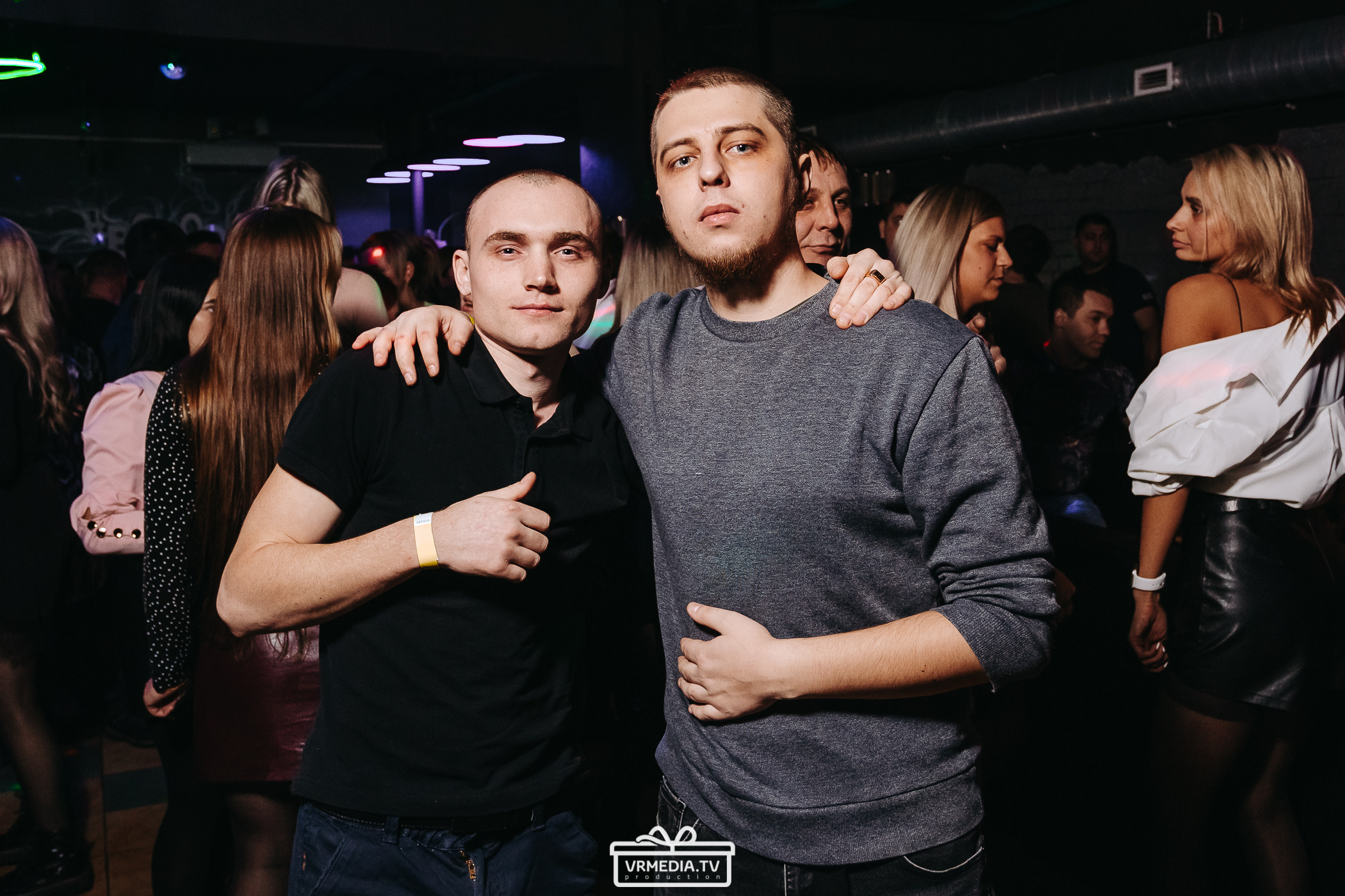 Новогодняя вечеринка в баре «BORODA»