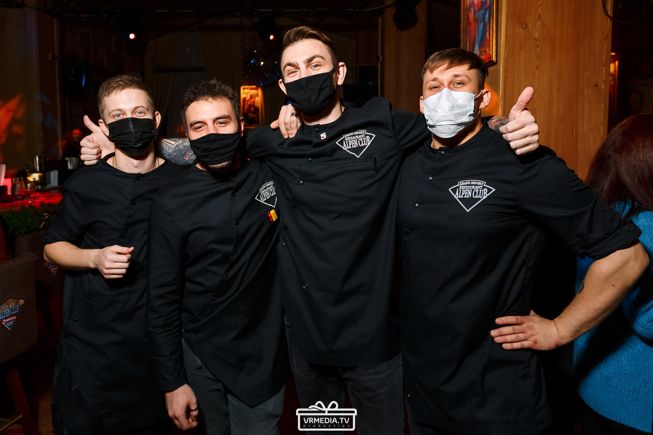 Новогодний вечер в «Alpen Club»