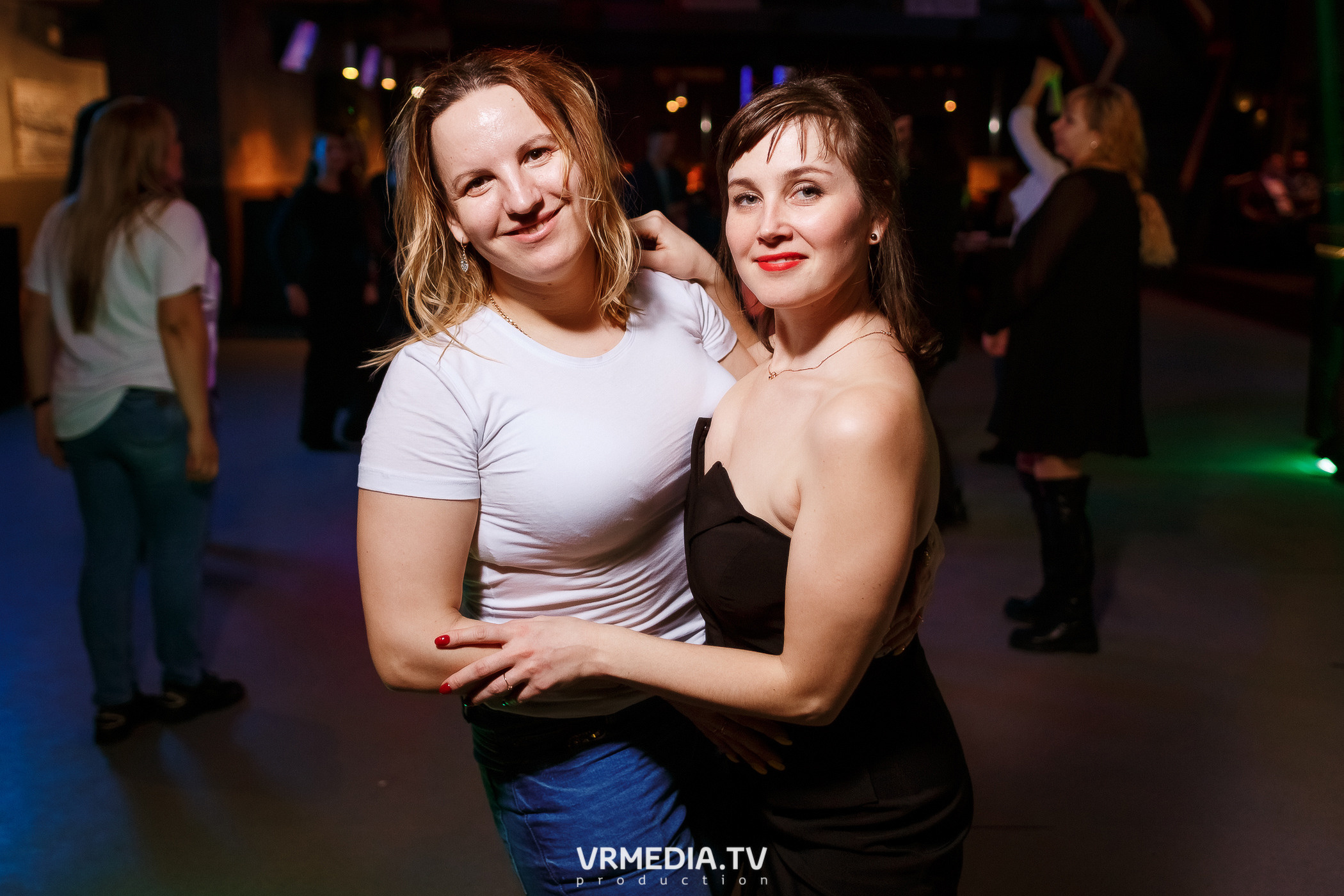 Выходные в баре «DOSKI»