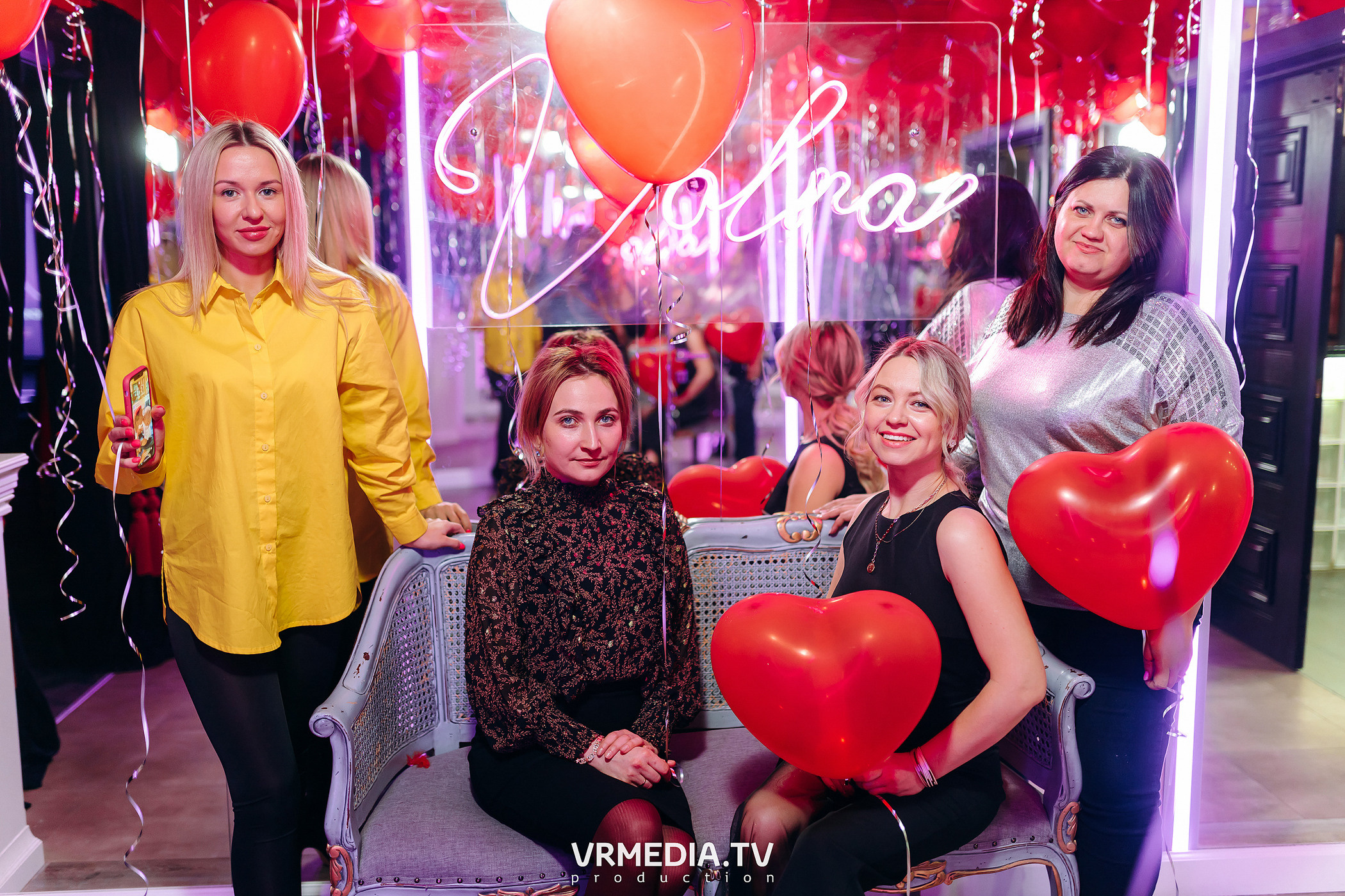 VALENTINE’S DAY в караоке-баре «Volna»