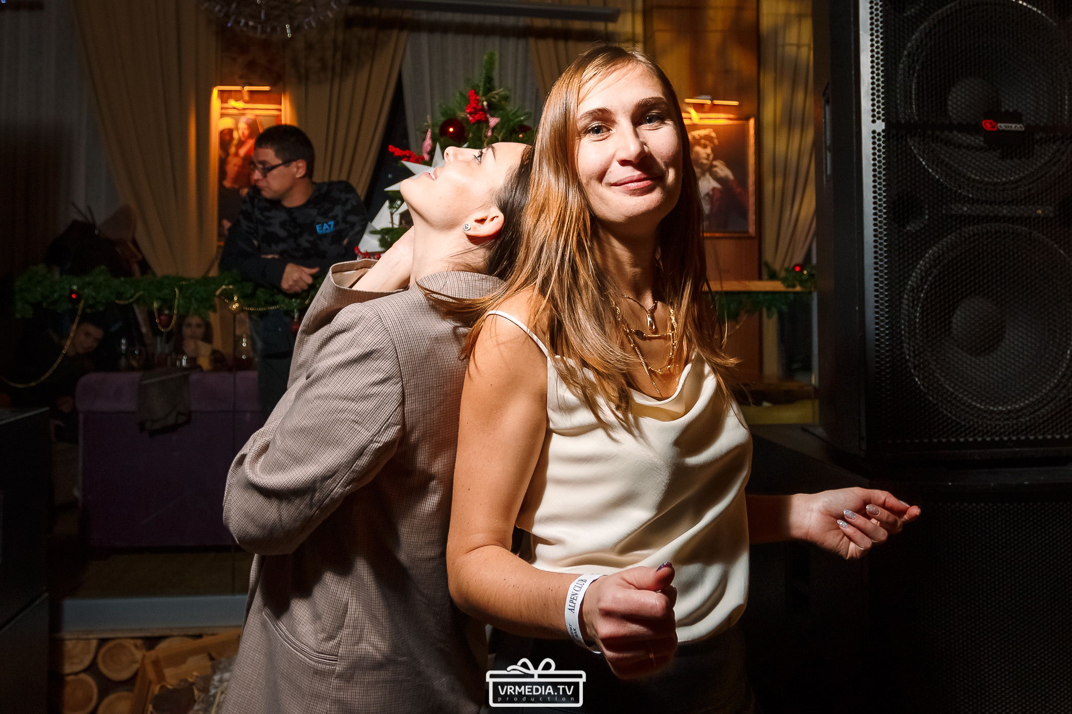 Новогодний вечер в «Alpen Club»