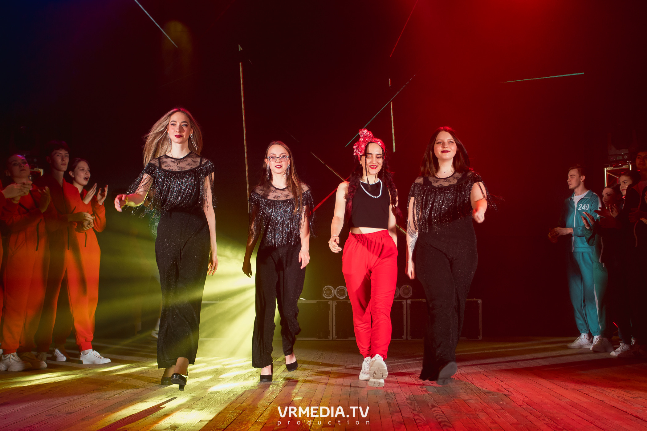 Гала-концерт фестиваля первокурсников «Давай Знакомиться» в КемГМУ