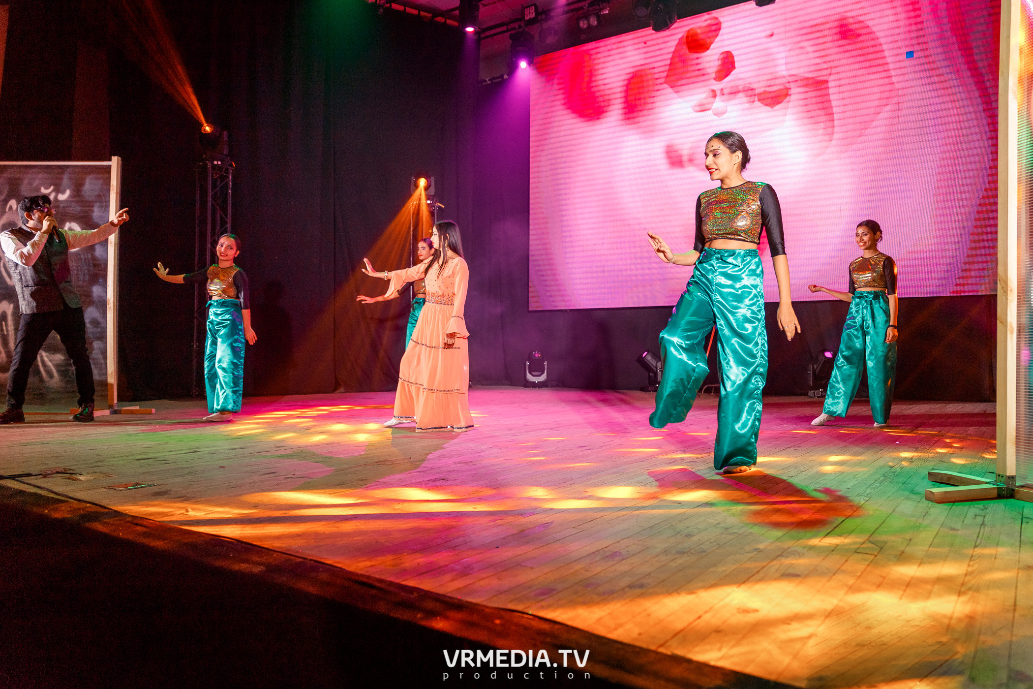 «Давай Знакомиться» в КемГМУ. International students