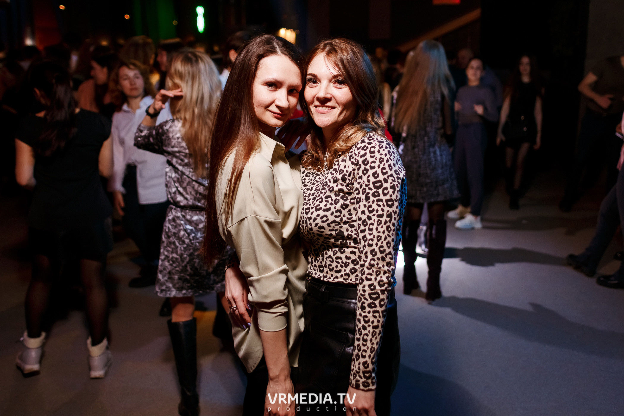 Выходные в баре «DOSKI»