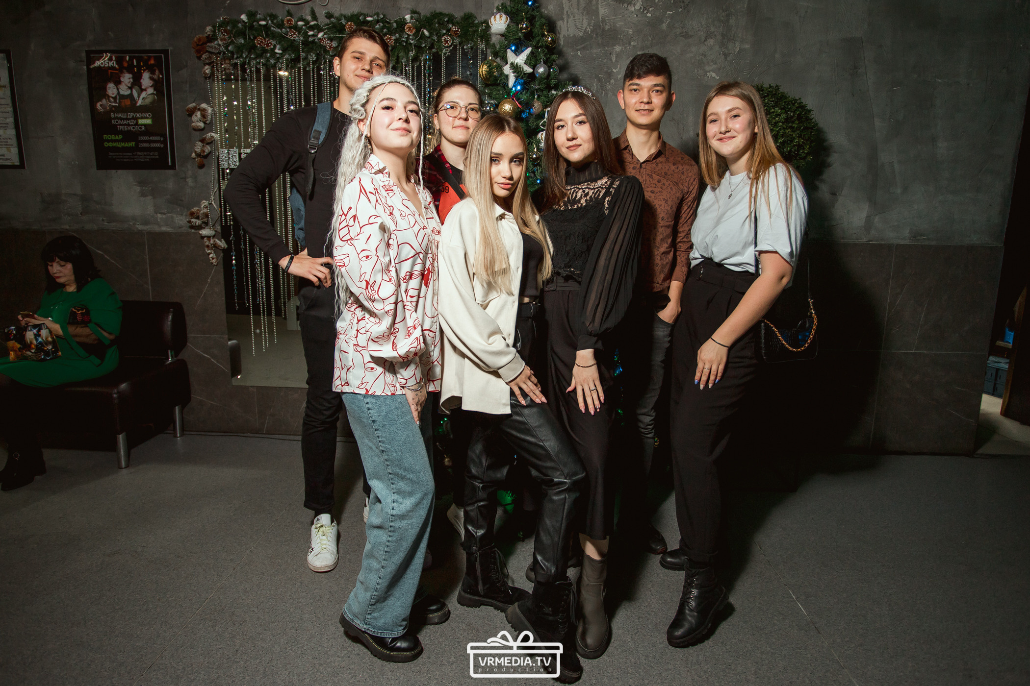 Новогодний вечер в баре «DOSKI»