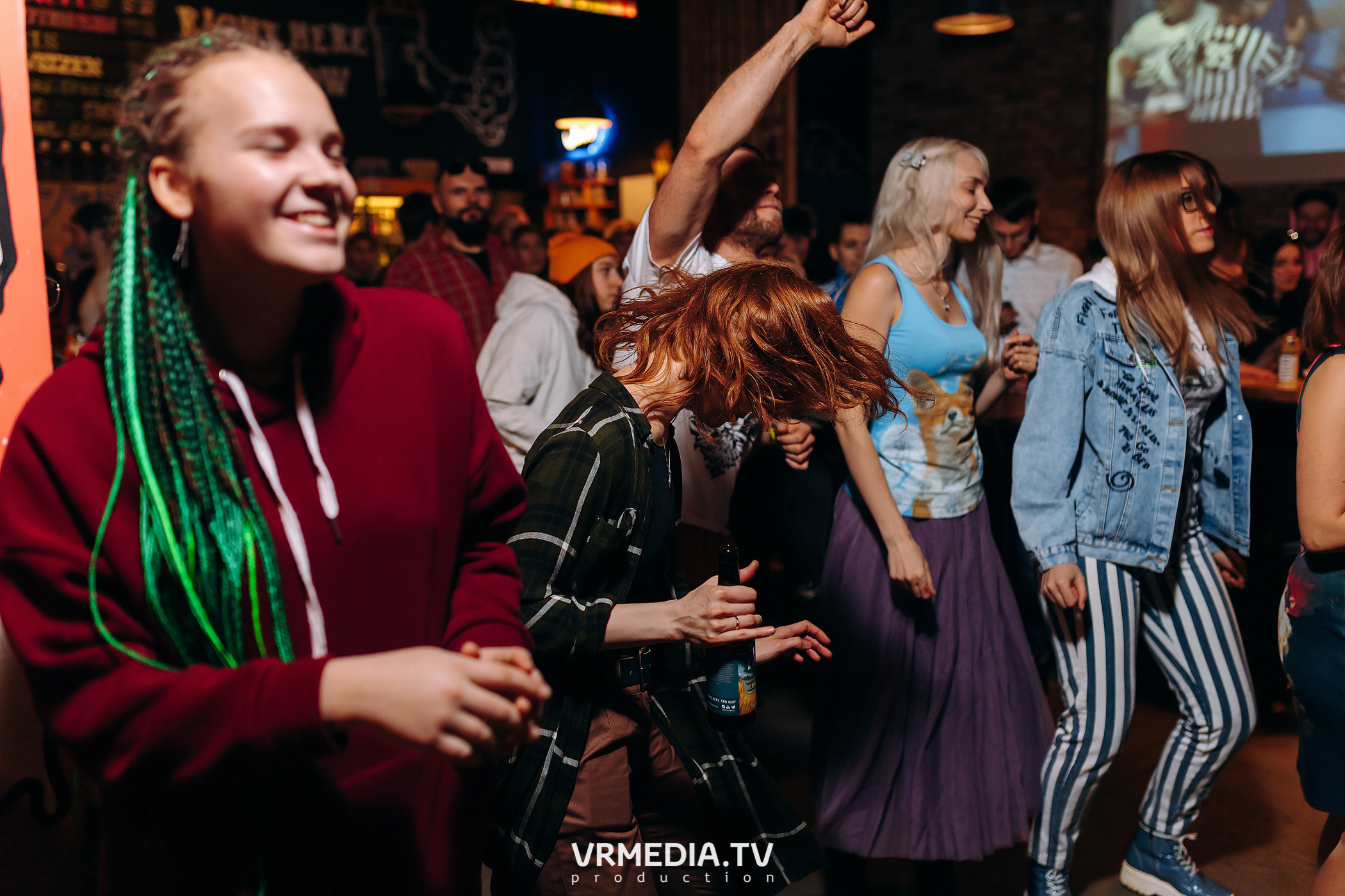 Happy birthday бар «Jawsspot»