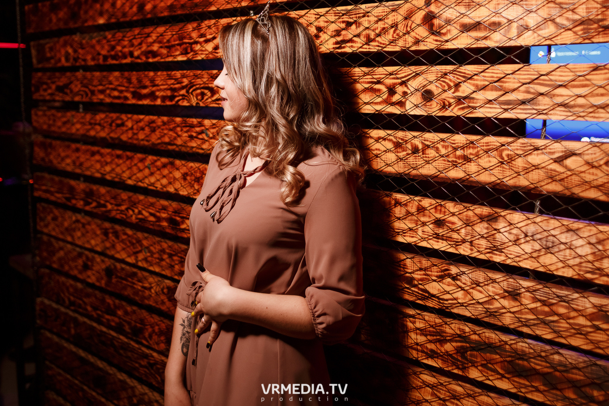 Выходные в баре «Глотай»