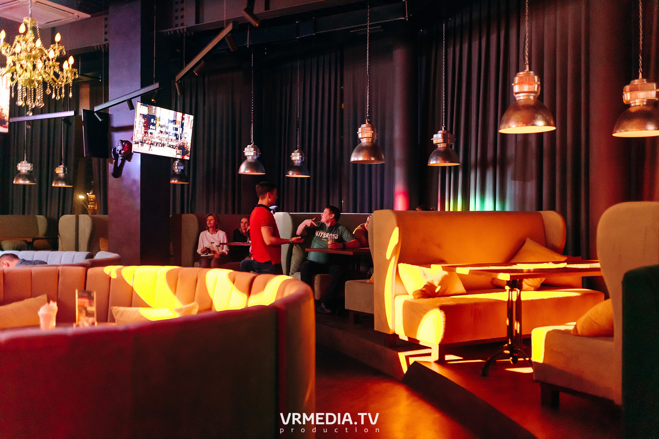 Live Broadcast в ночном клубе «ЭФИР»