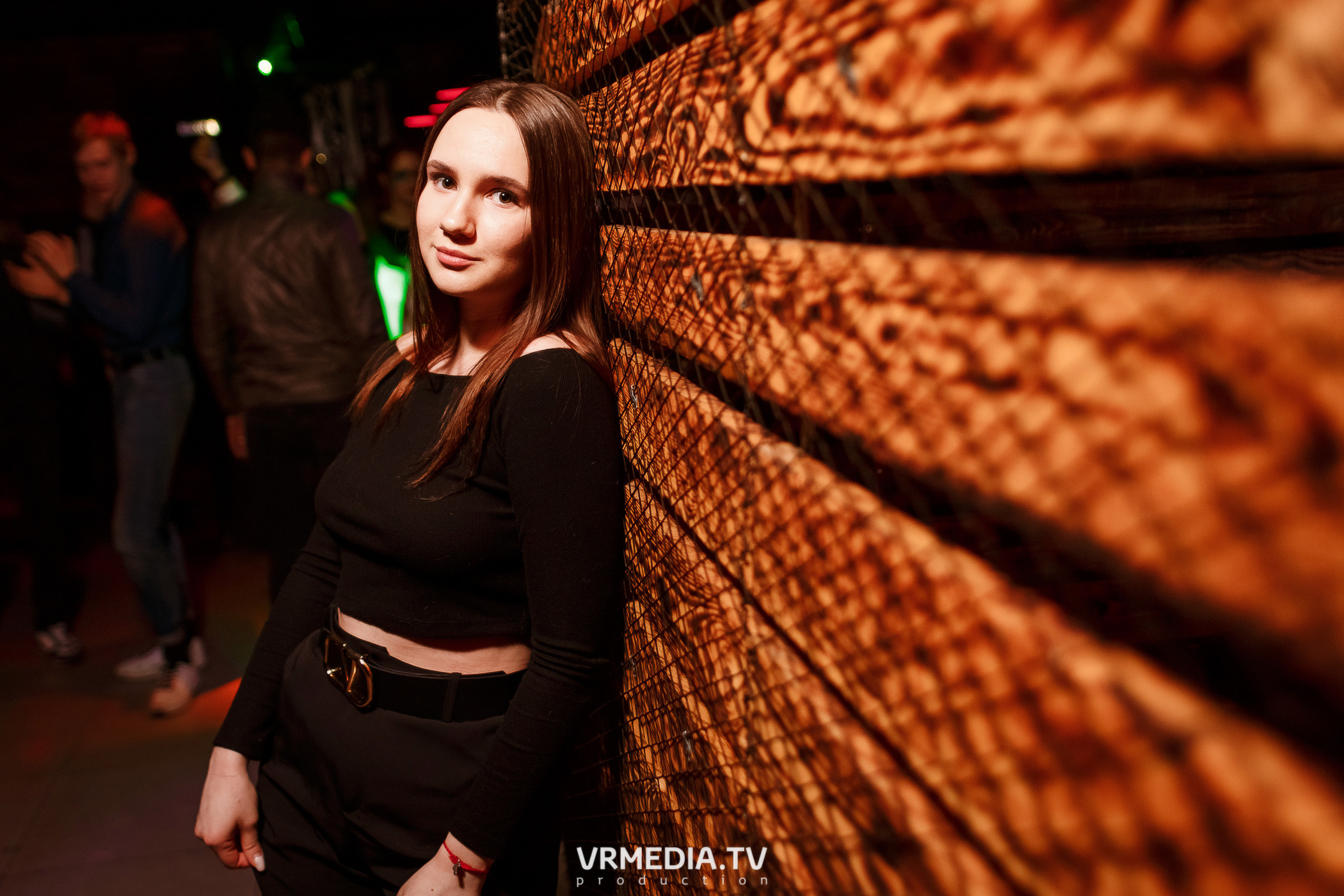 Выходные в баре «Глотай»