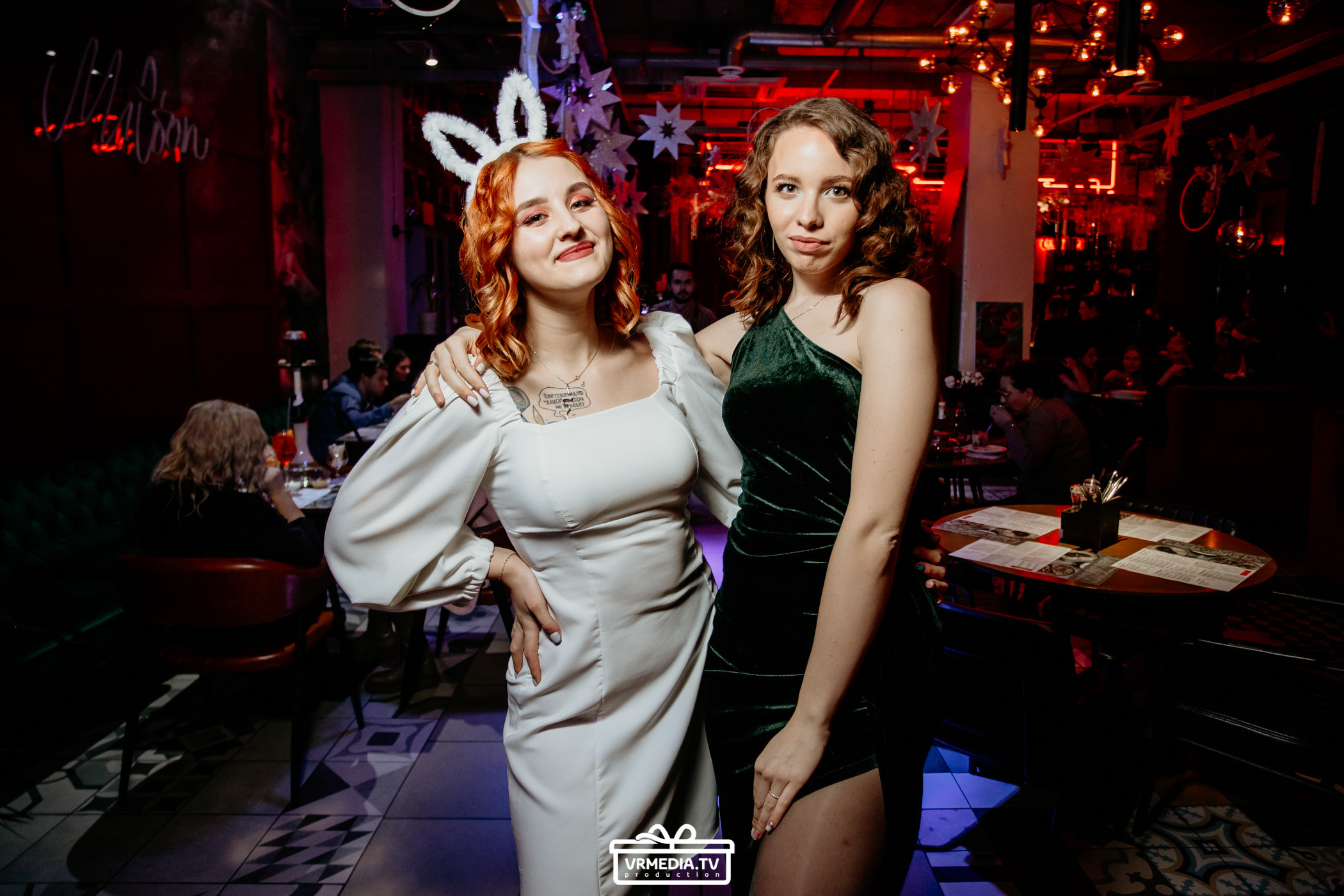 Новогодний вечер в баре «Milton»