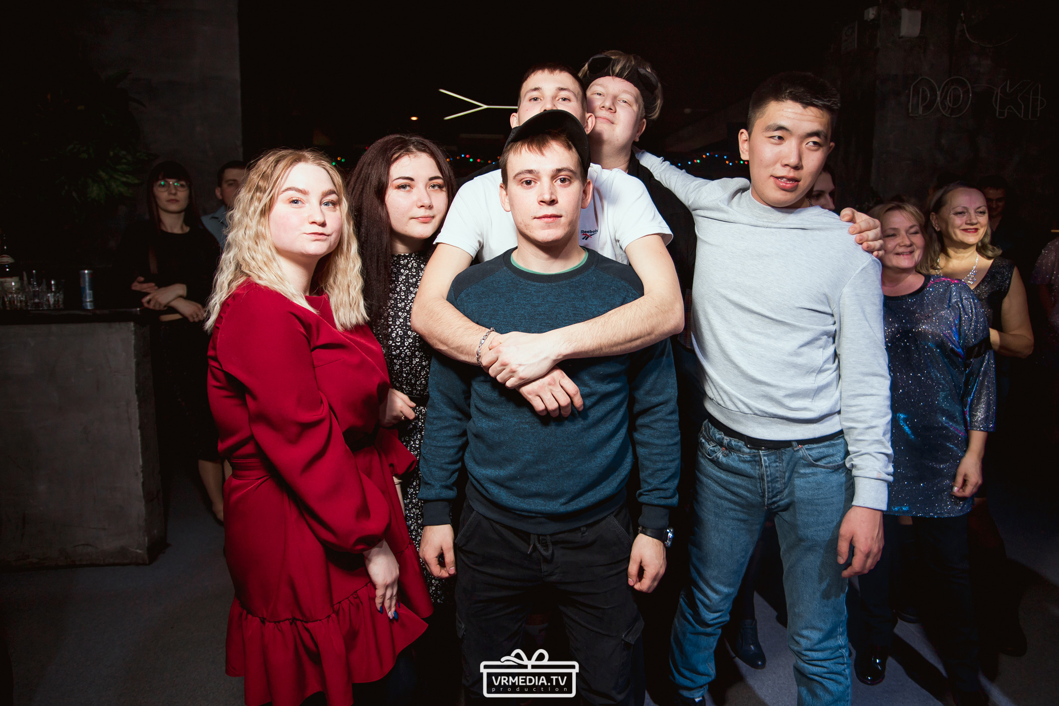 Новогодняя ночь в баре «DOSKI»