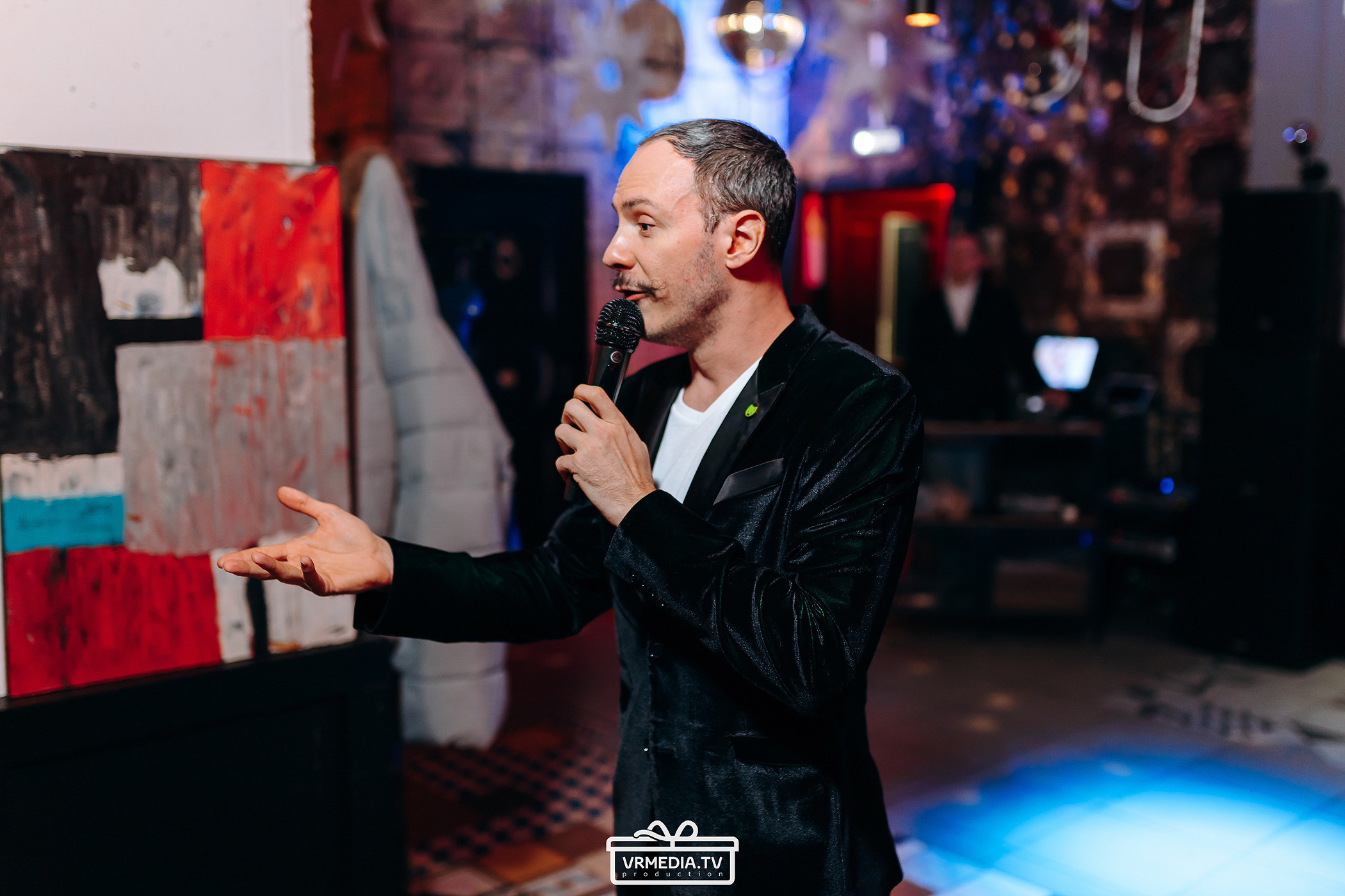 Новогодний вечер в баре «Milton»