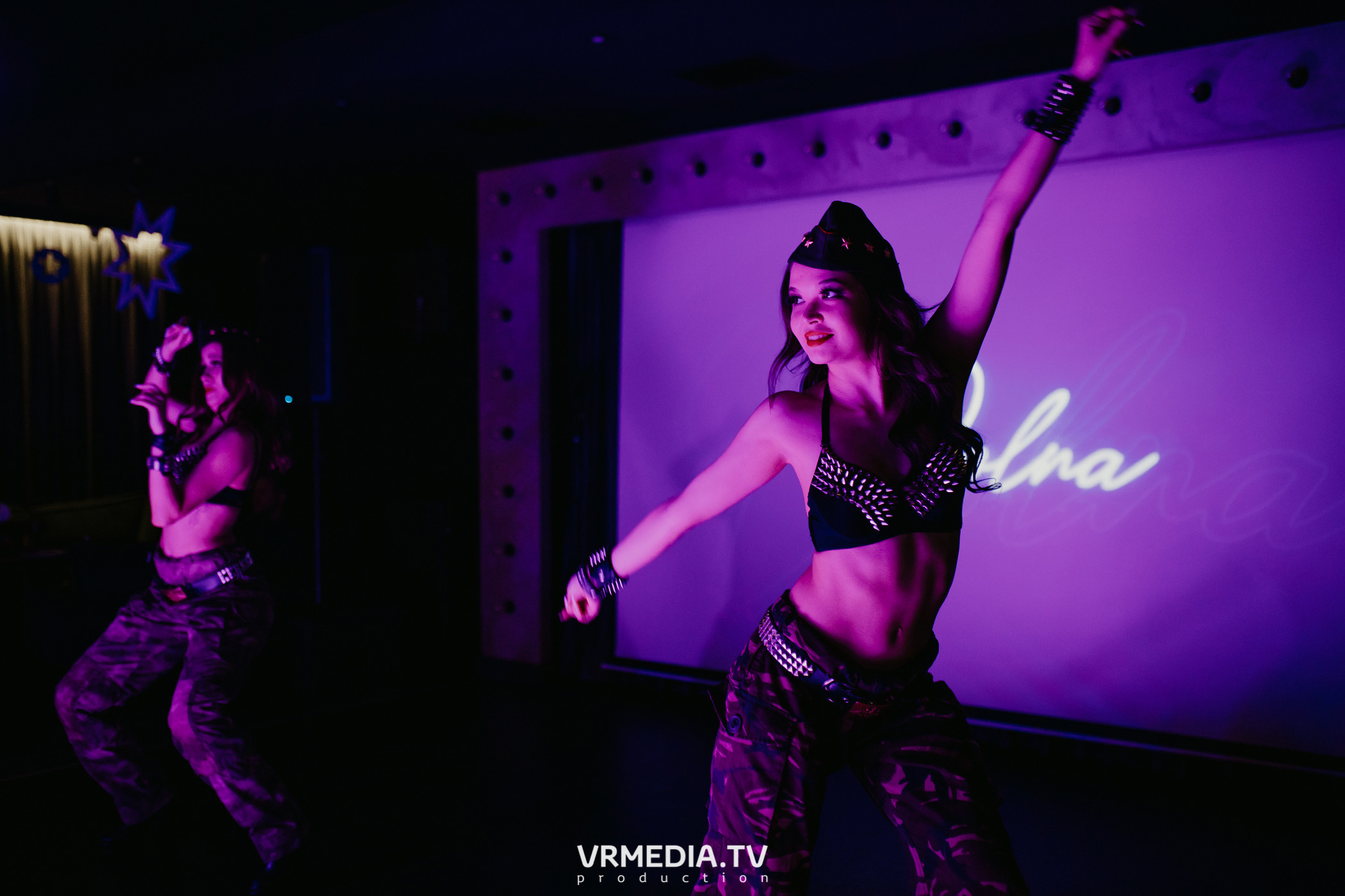 I`m a man в караоке-баре «Volna»