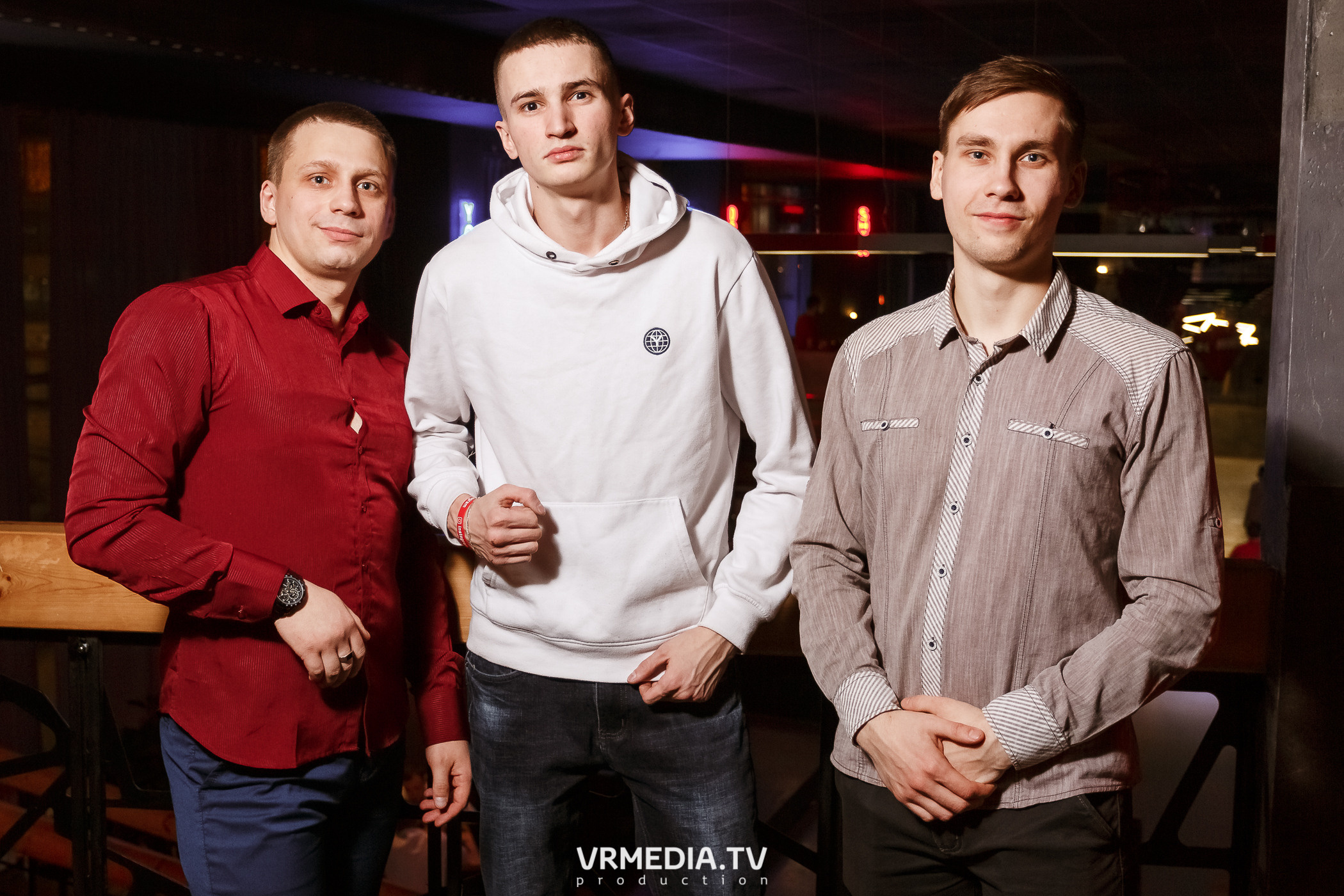 Выходные в баре «DOSKI»