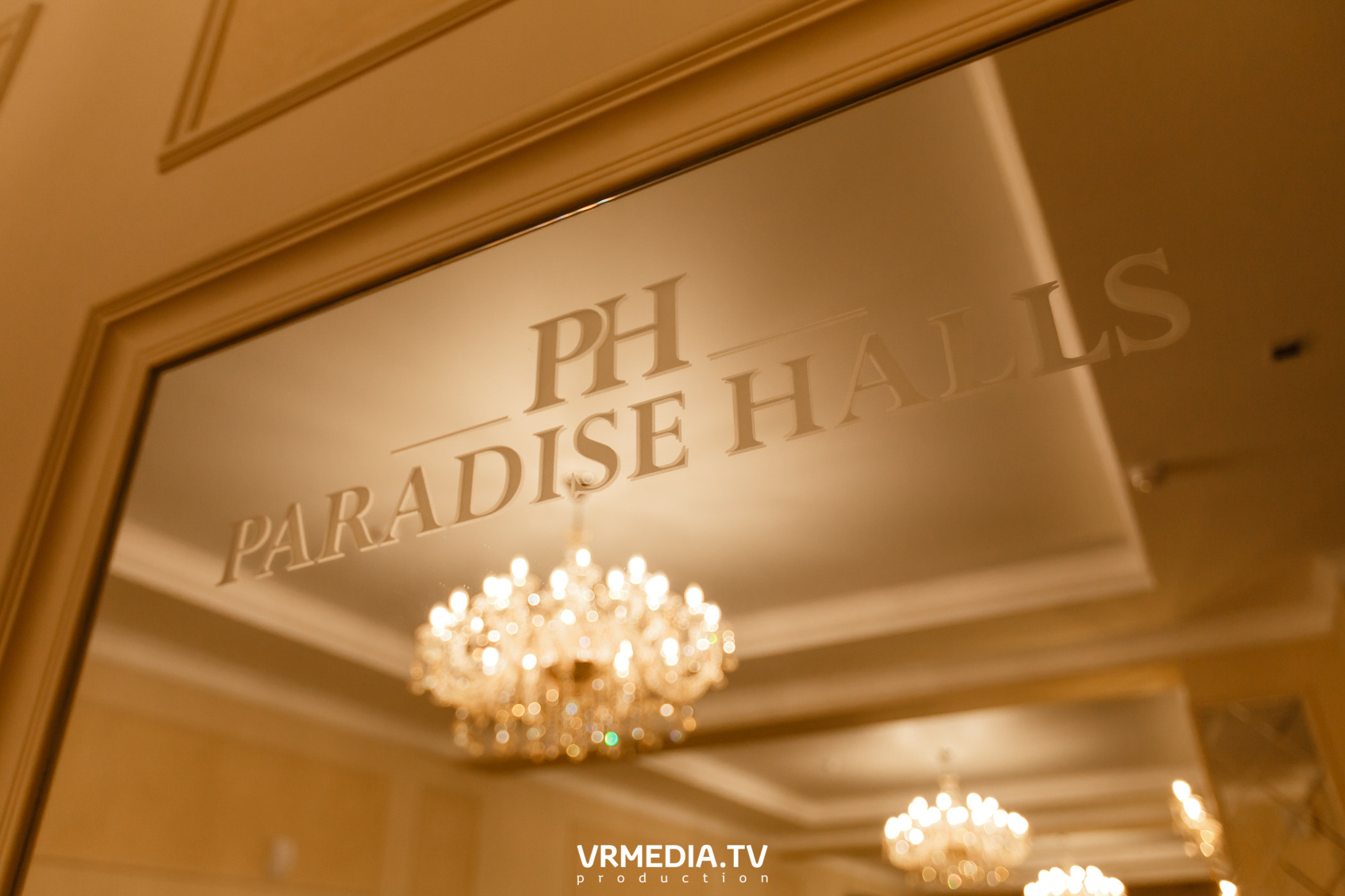 Международный женский день в ресторане «Paradise»