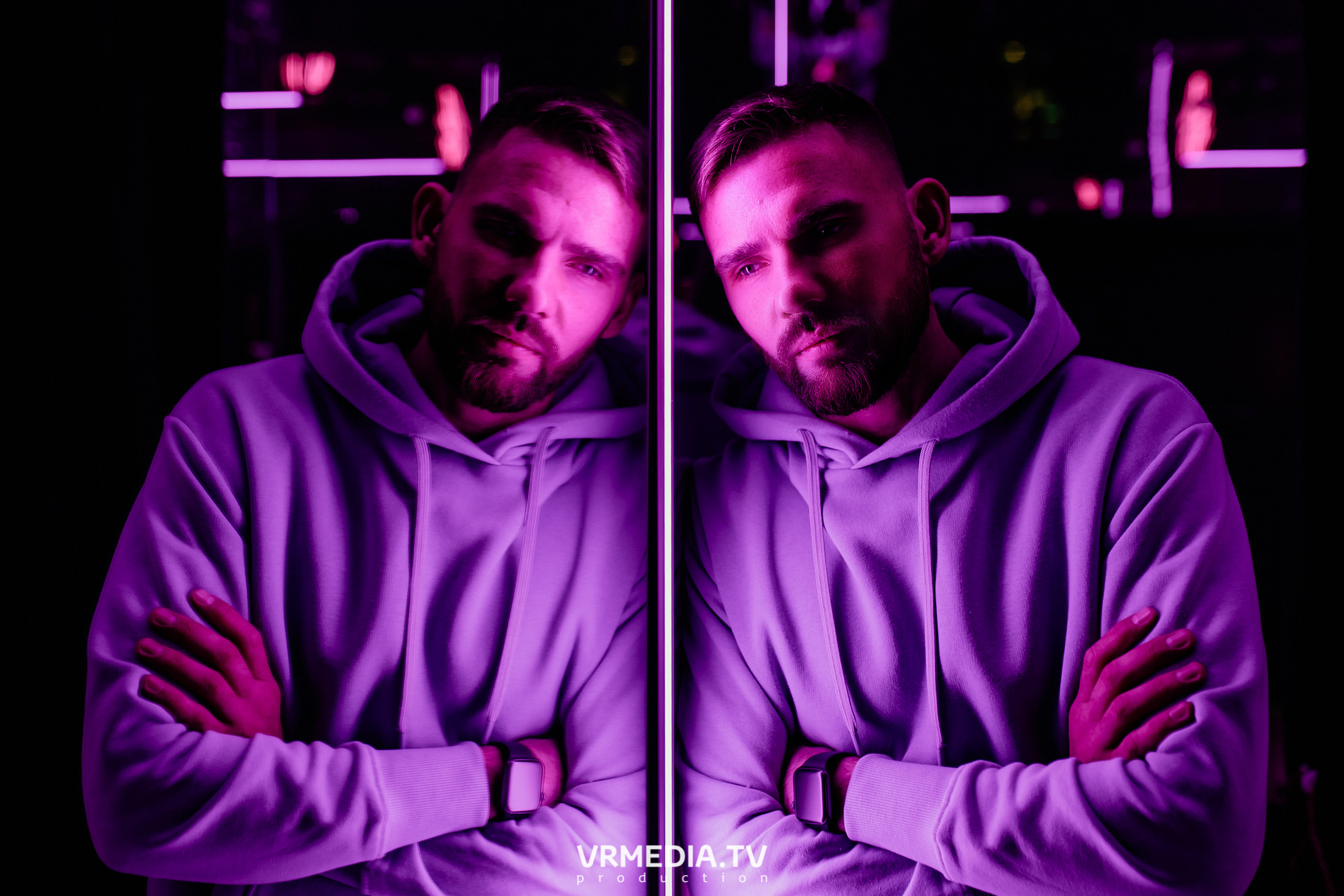 Международный женский день в караоке-баре «Volna»