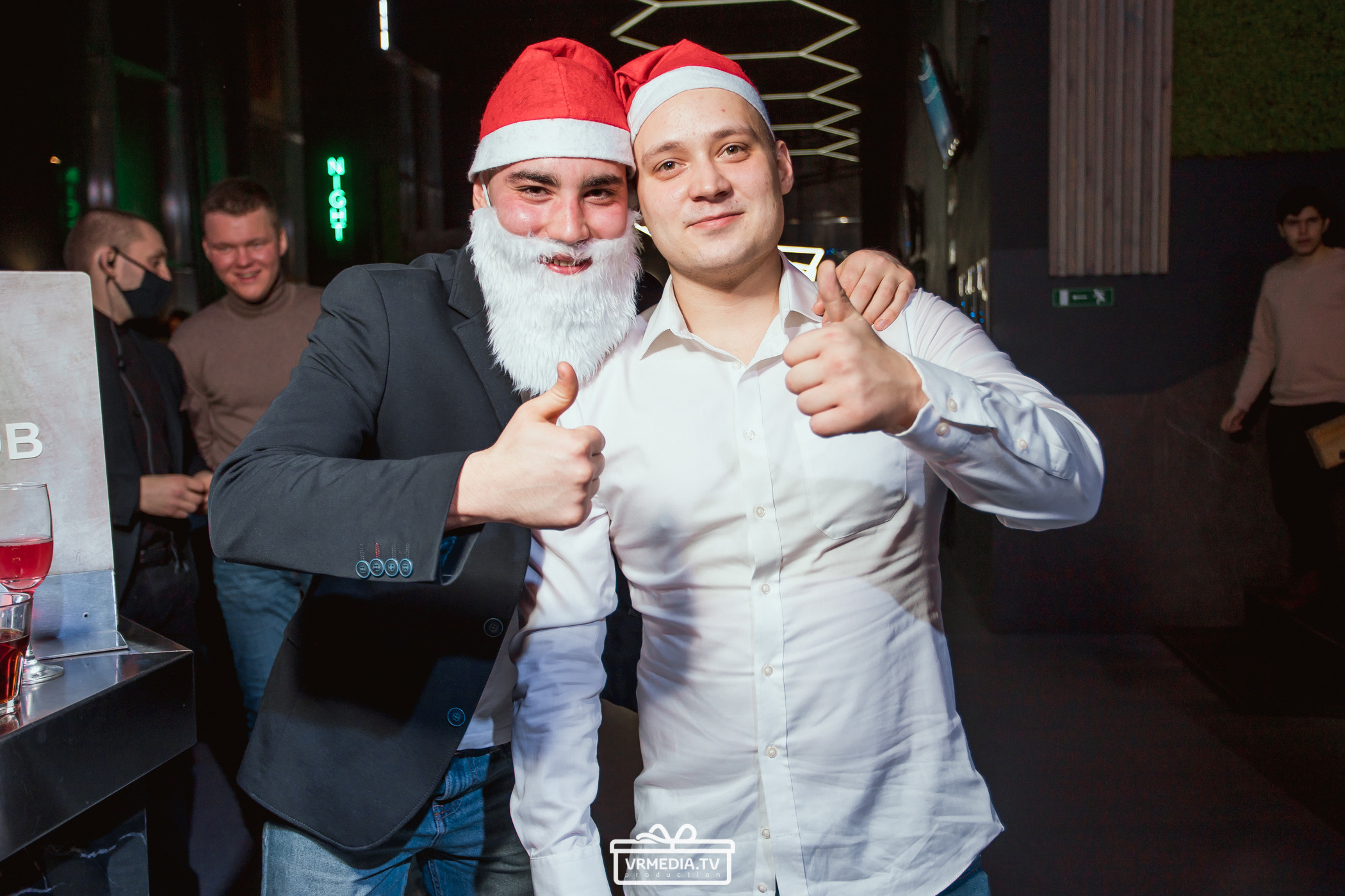 Новогодняя ночь в баре «DOSKI»