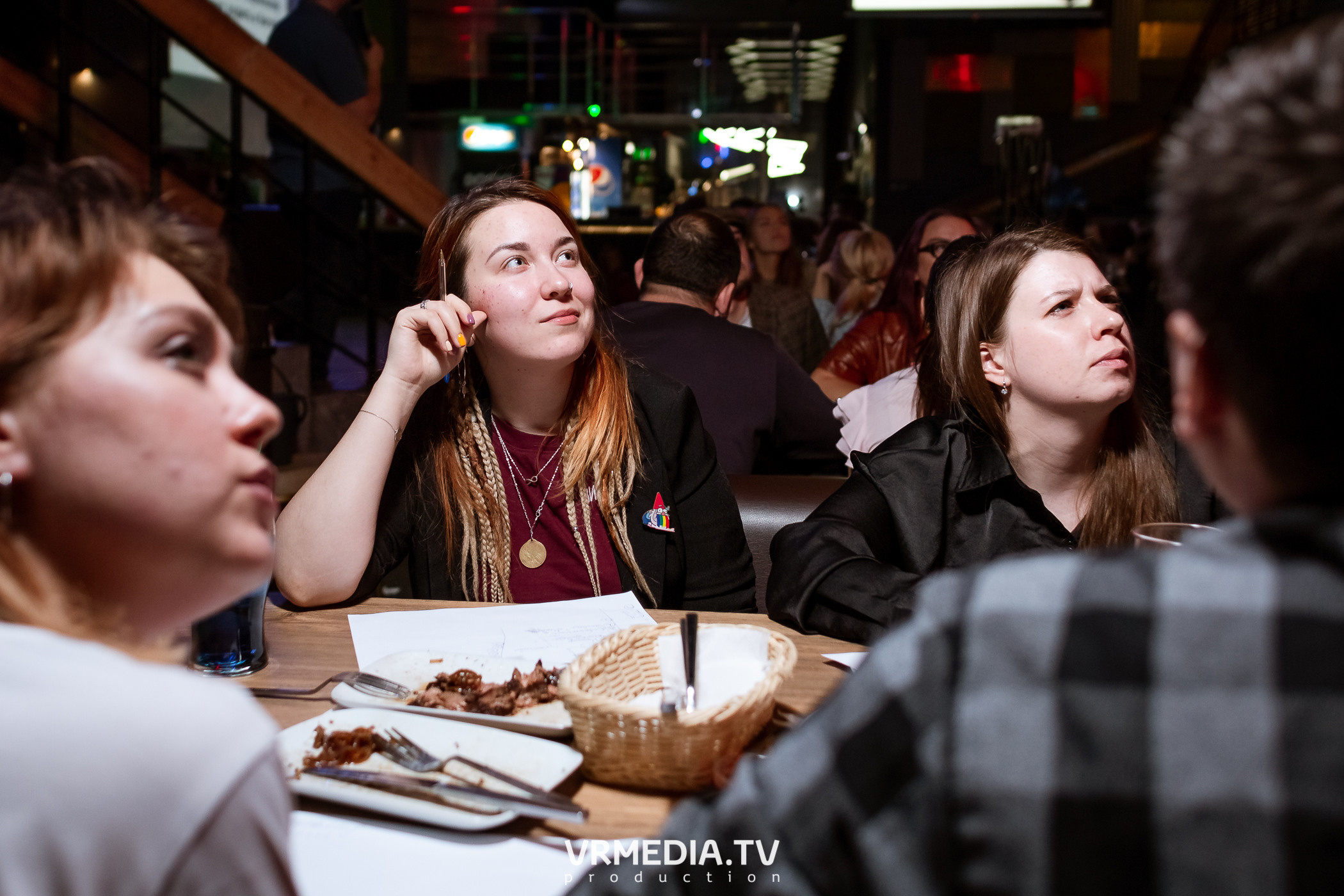 WOW QUIZ в баре «DOSKI»