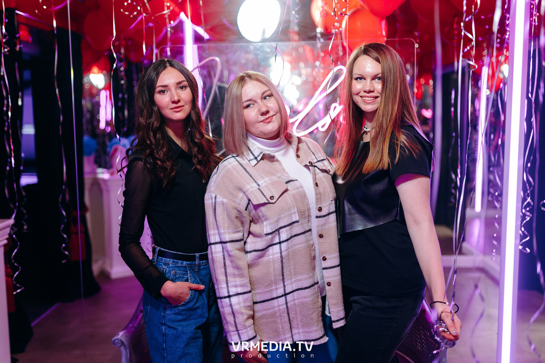 VALENTINE’S DAY в караоке-баре «Volna»