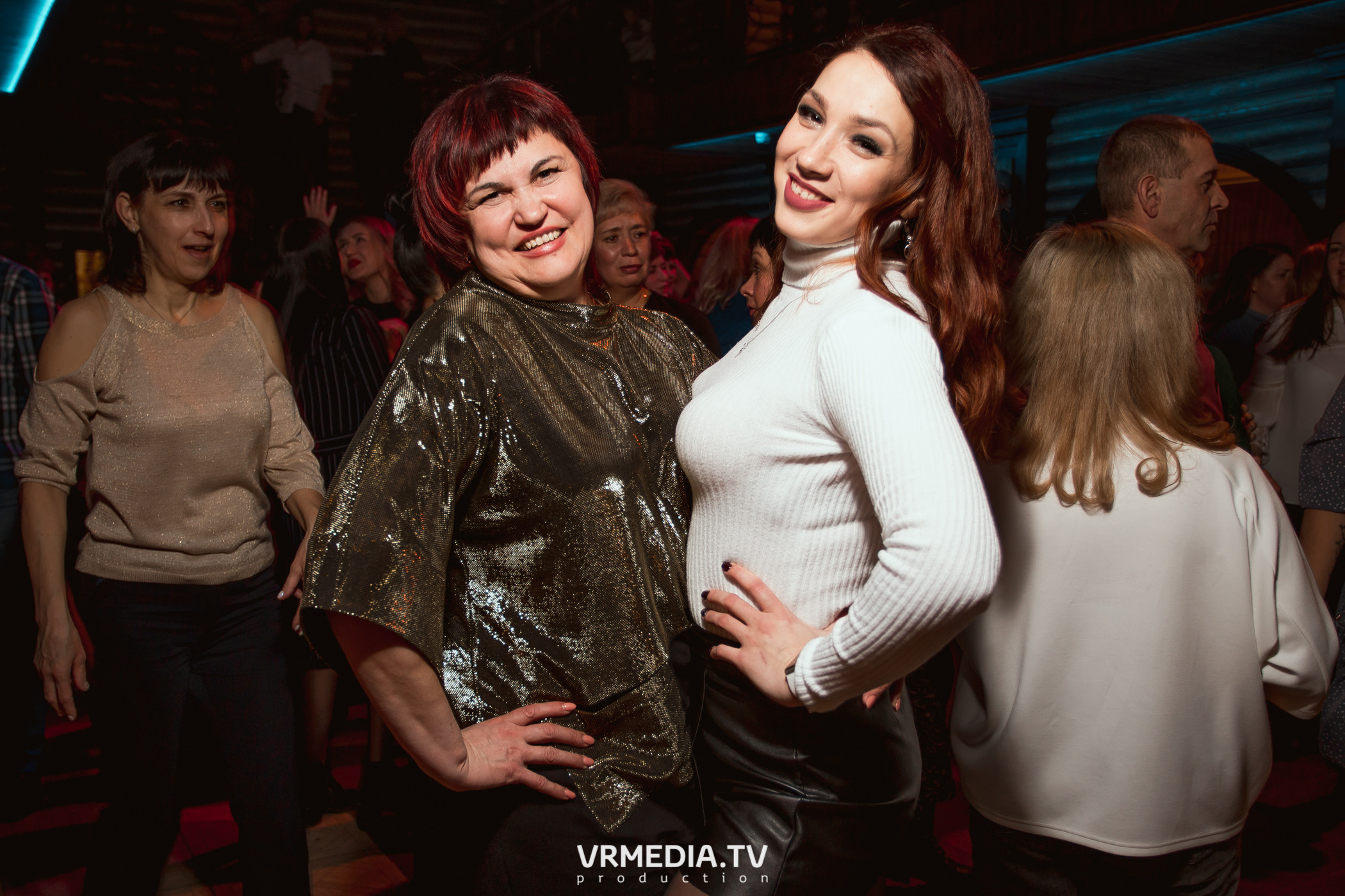 Международный женский день у «Петровича»