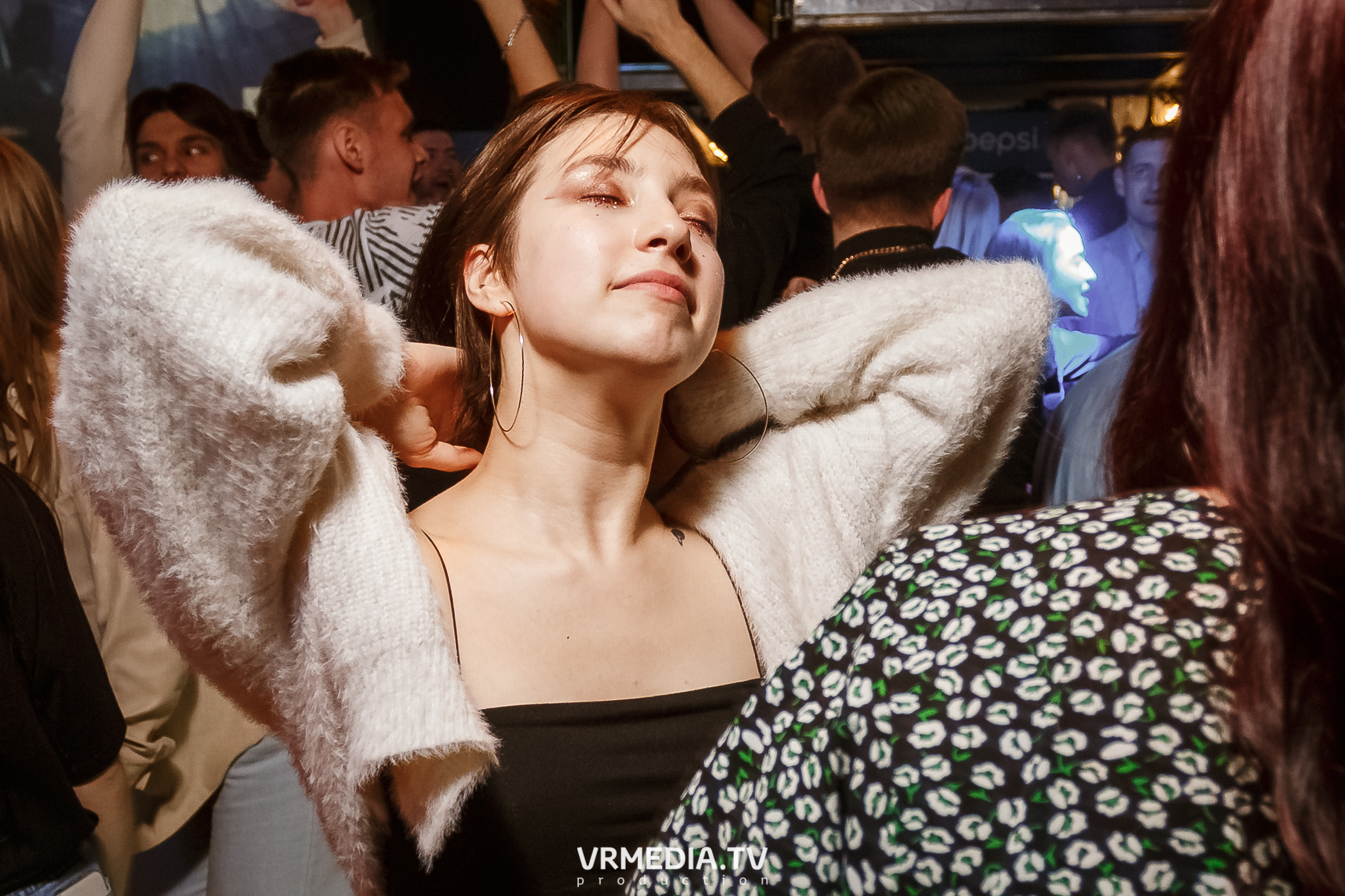 Выходные в баре «DOSKI»