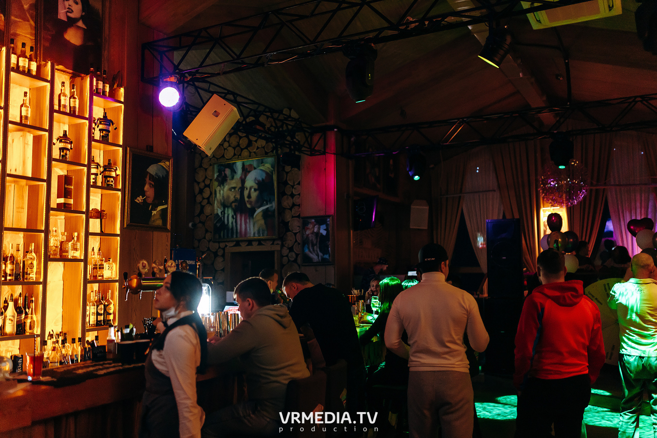 Международный женский день в «Alpen Club»