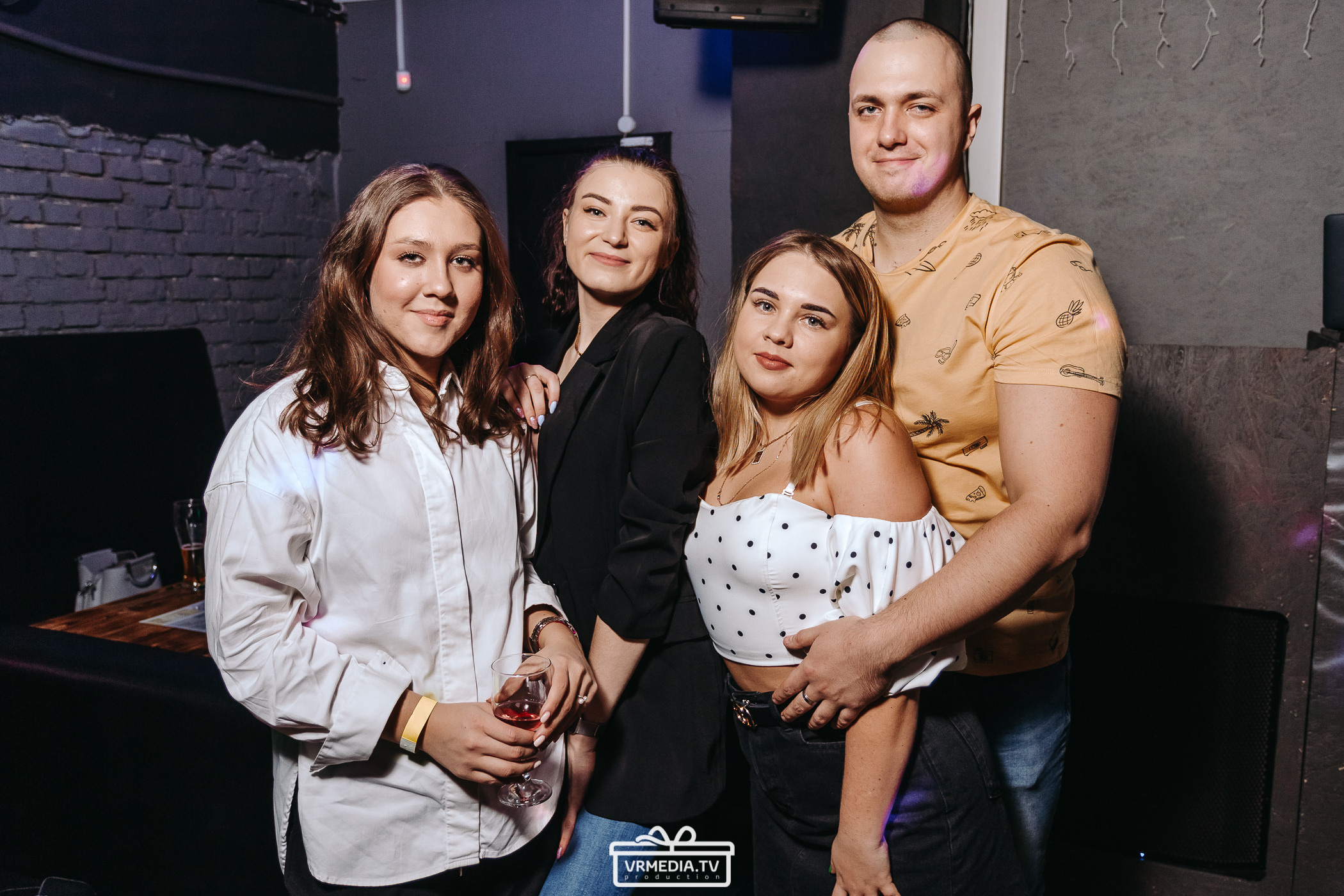 Новогодняя вечеринка в баре «BORODA»