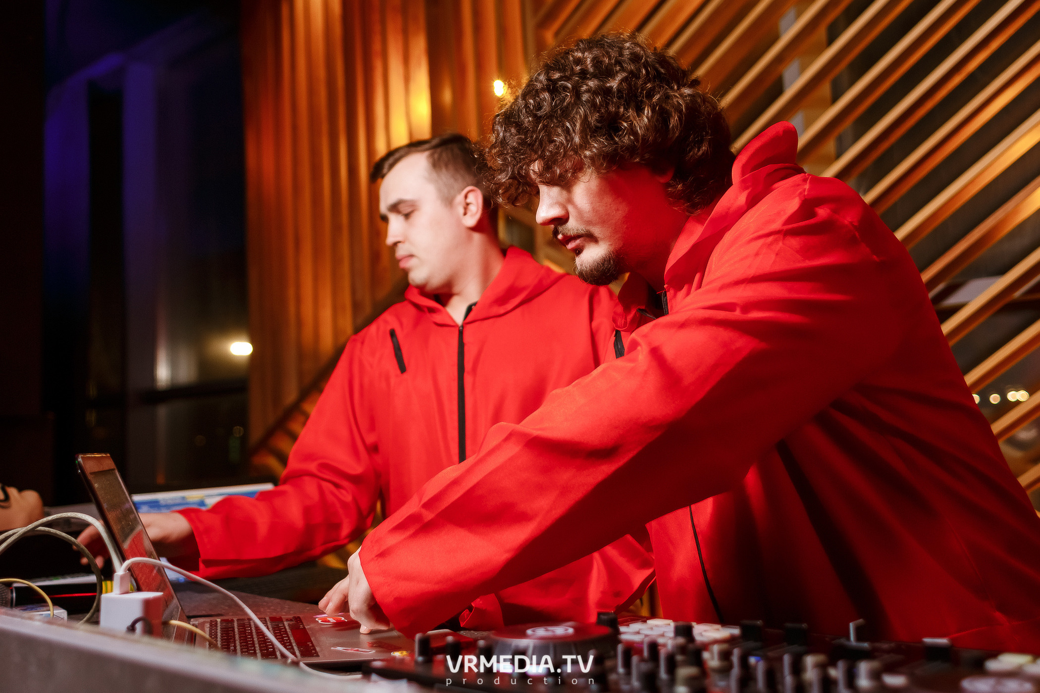 Выходные в баре «DOSKI»