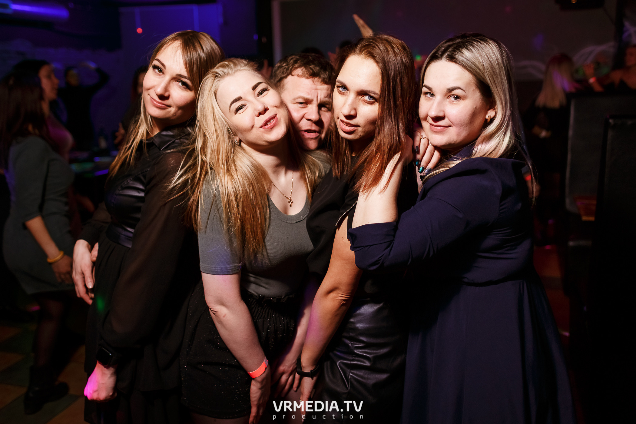 Международный женский день в баре «BORODA»