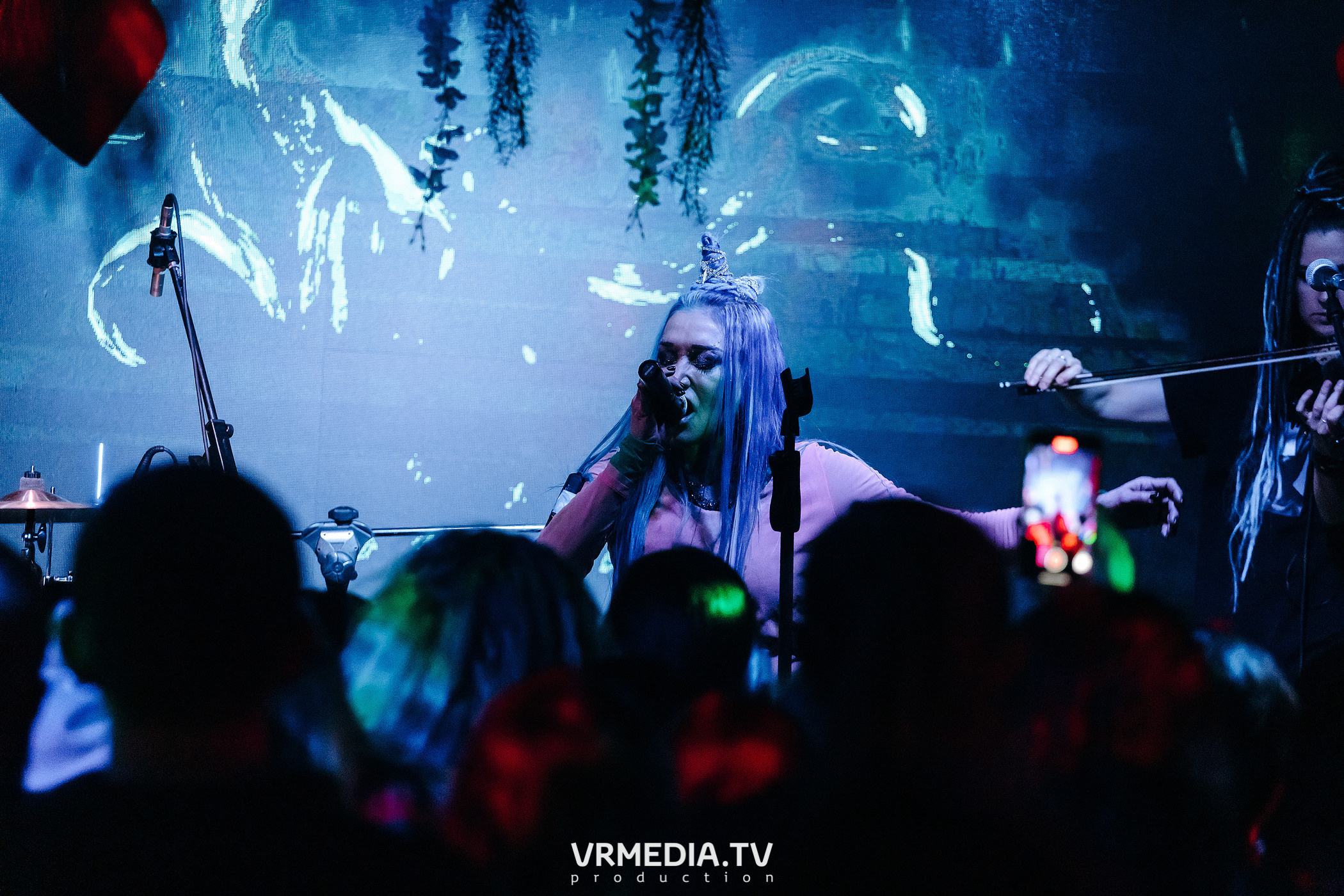 Международный женский день в караоке-баре «Volna»