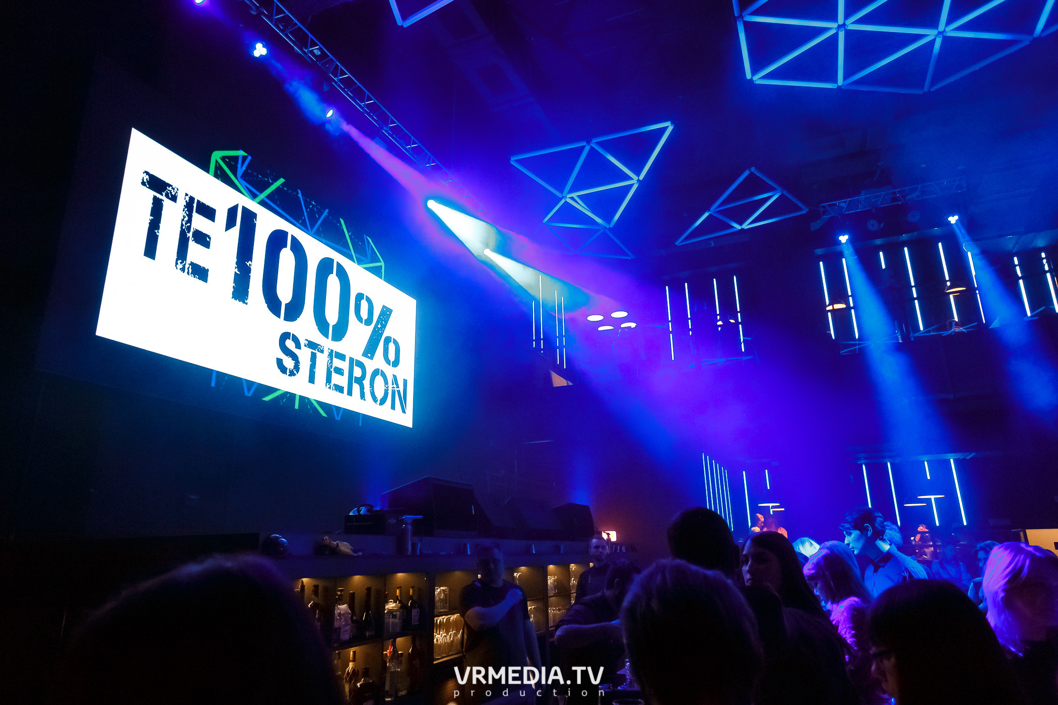 Те100стерон в ночном клубе «ЭФИР»