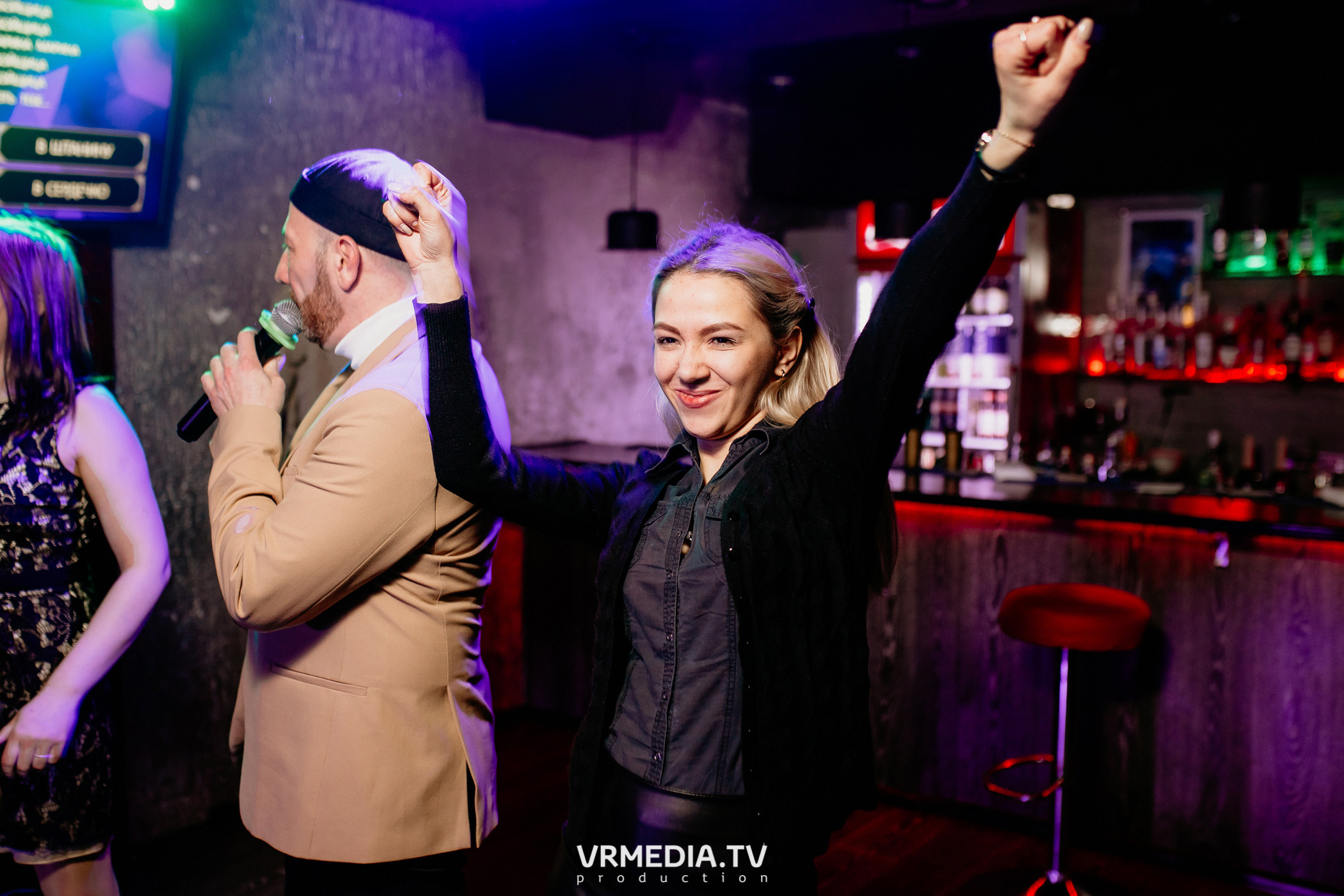 Международный женский день в караоке «Chicago»