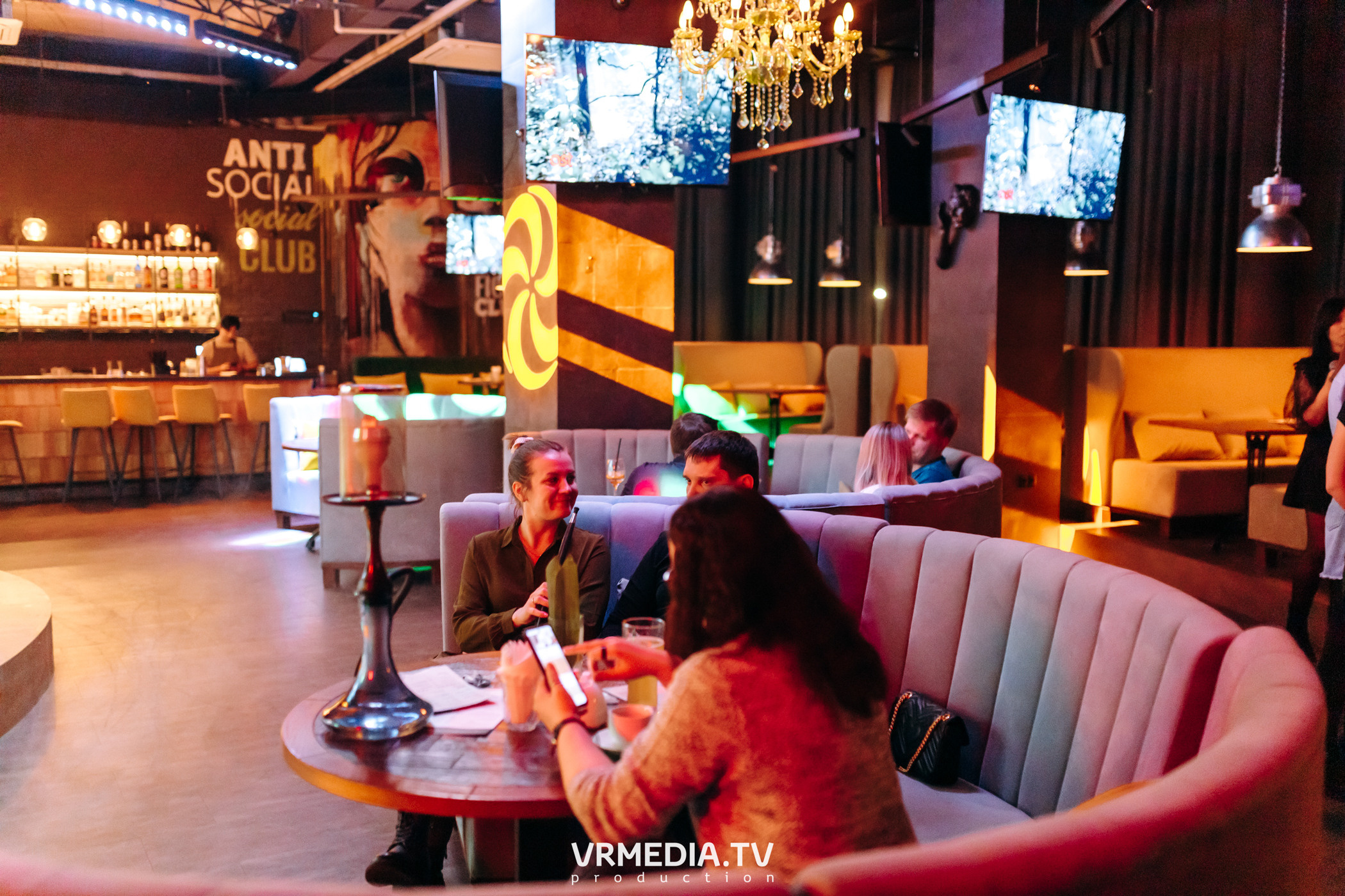 Выходные в ночном клубе «ЭФИР»