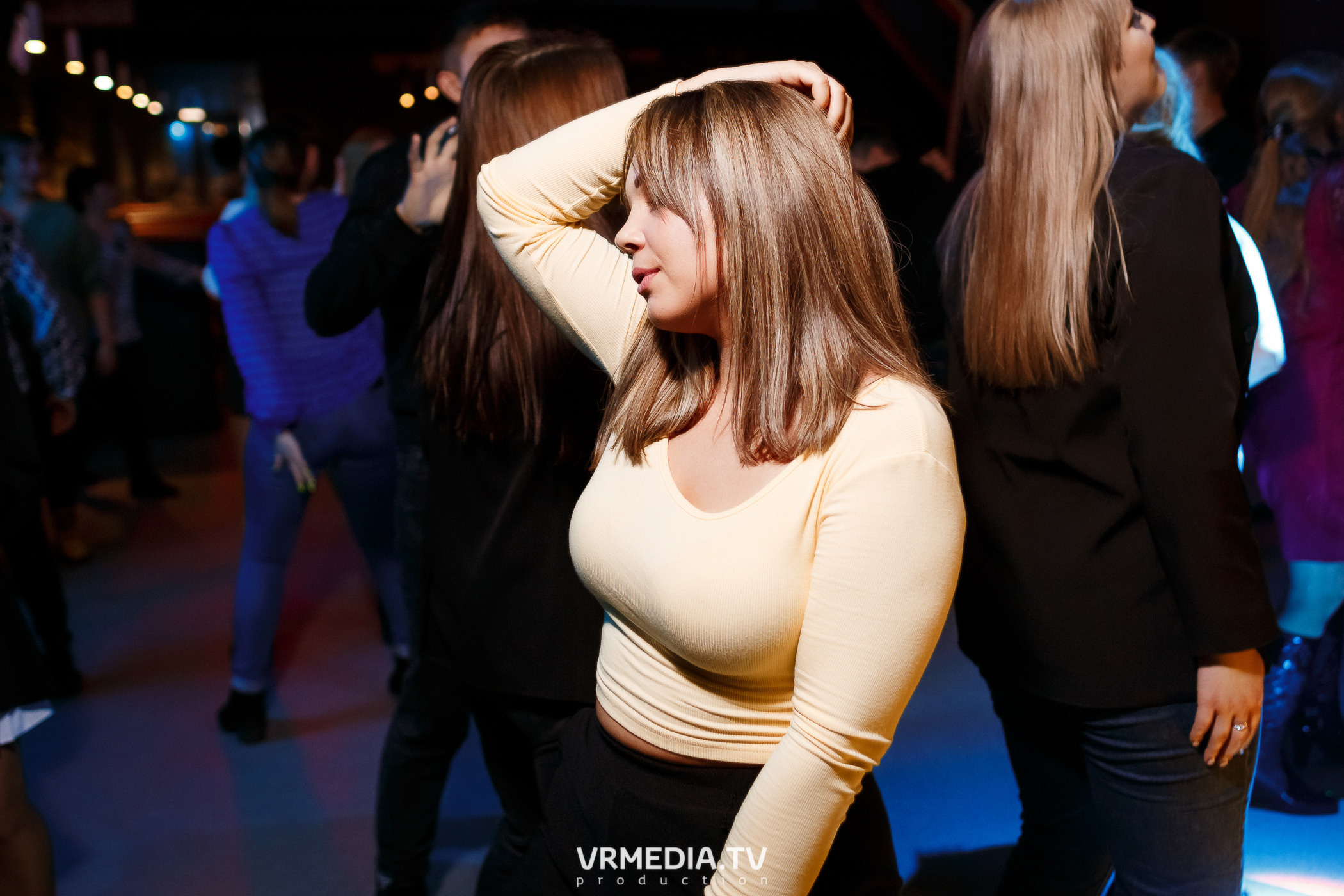 Выходные в баре «DOSKI»