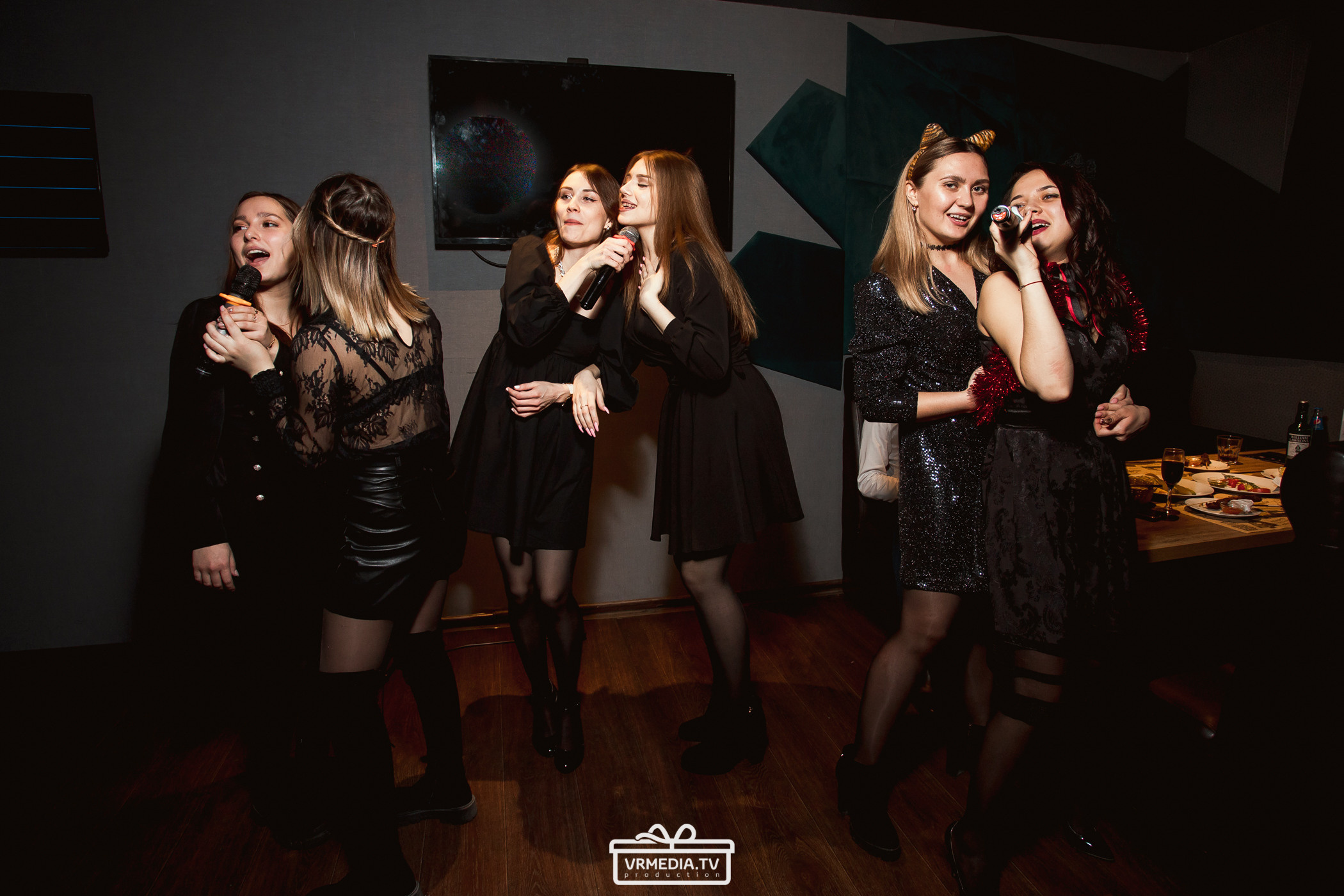 Новогодняя ночь в баре «DOSKI»