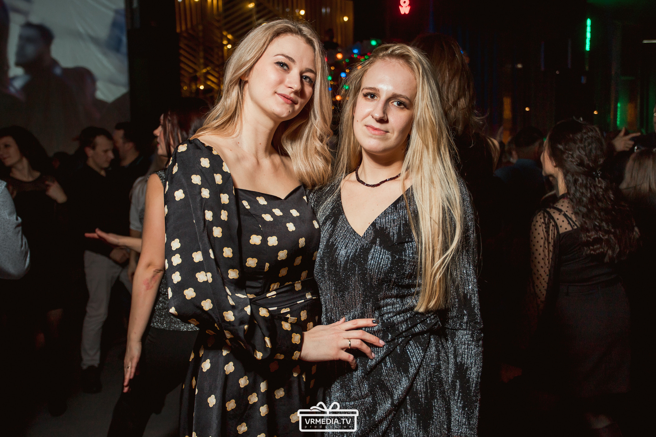 Новогодний вечер в баре «DOSKI»