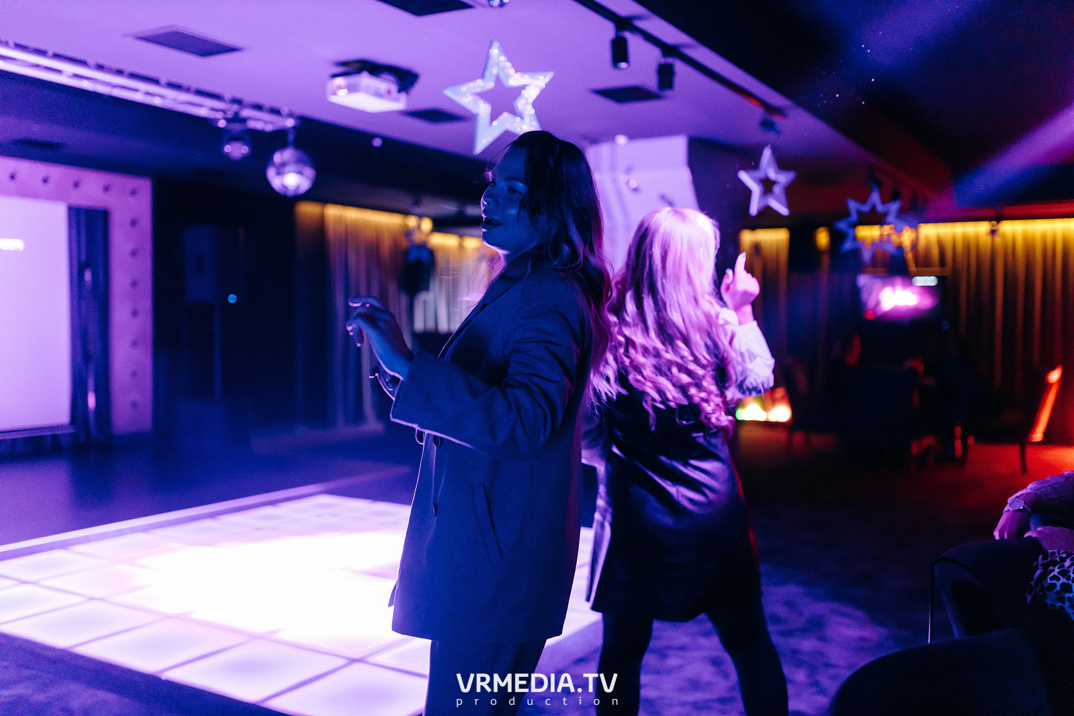 Старый новый год в караоке-баре «Volna»