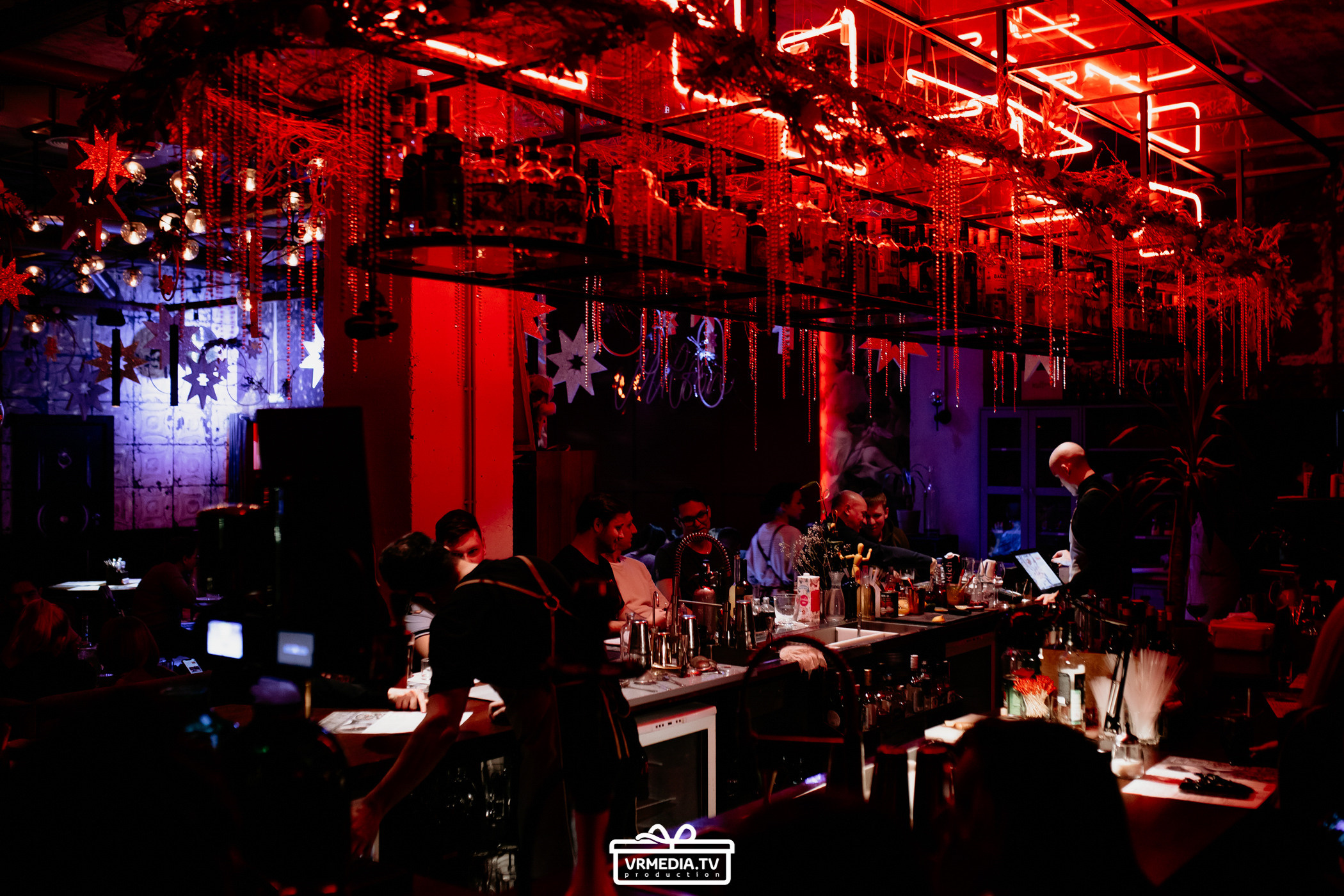 Новогодний вечер в баре «Milton»