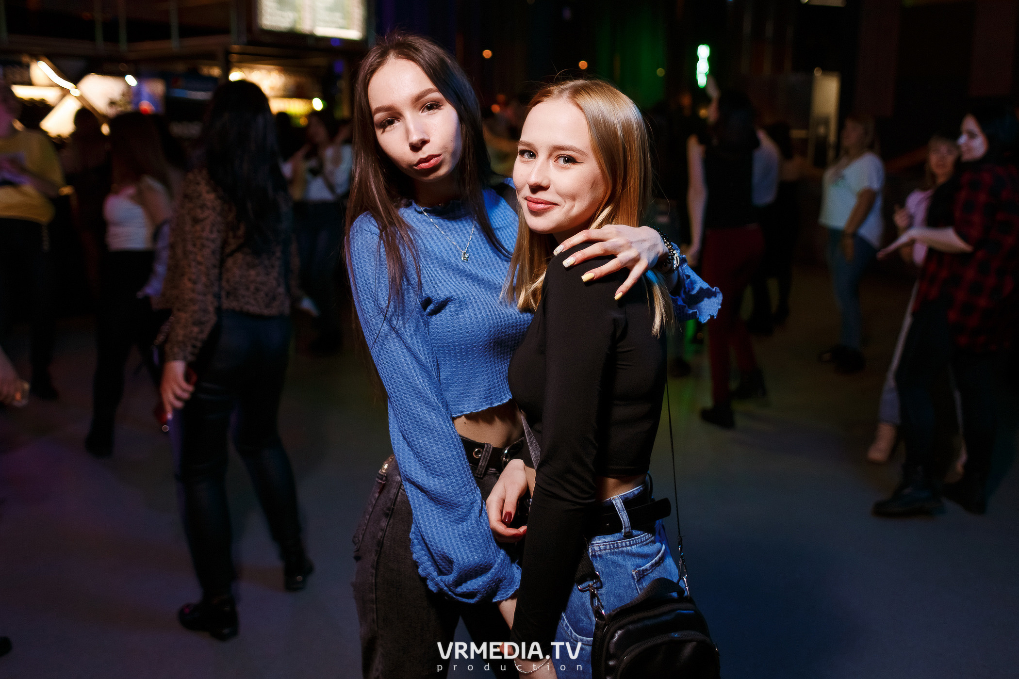 Выходные в баре «DOSKI»