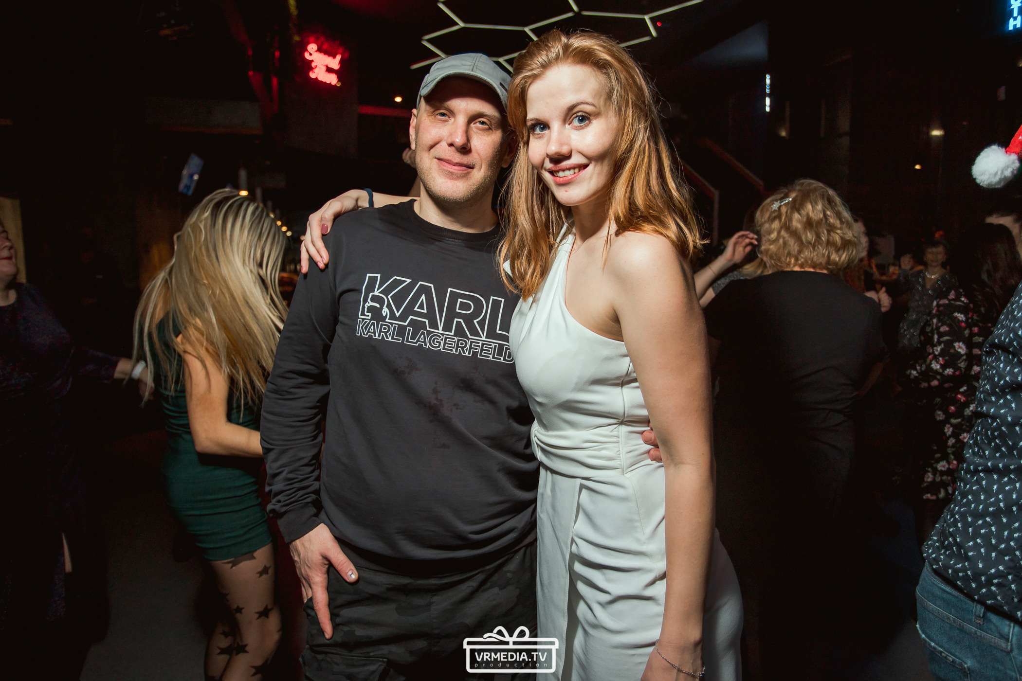 Новогодний вечер в баре «DOSKI»