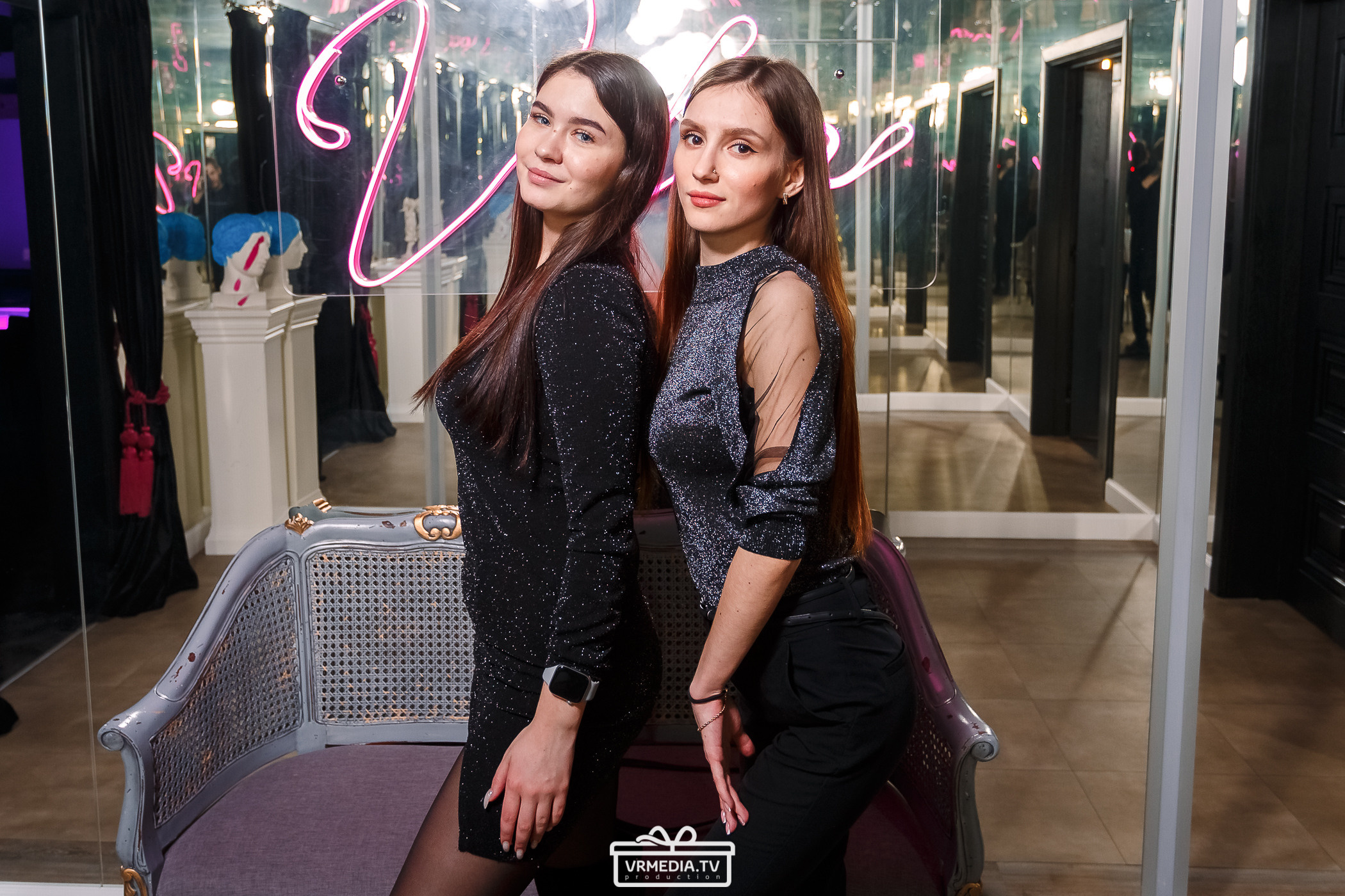 Merry Christmas в караоке-баре «Volna»