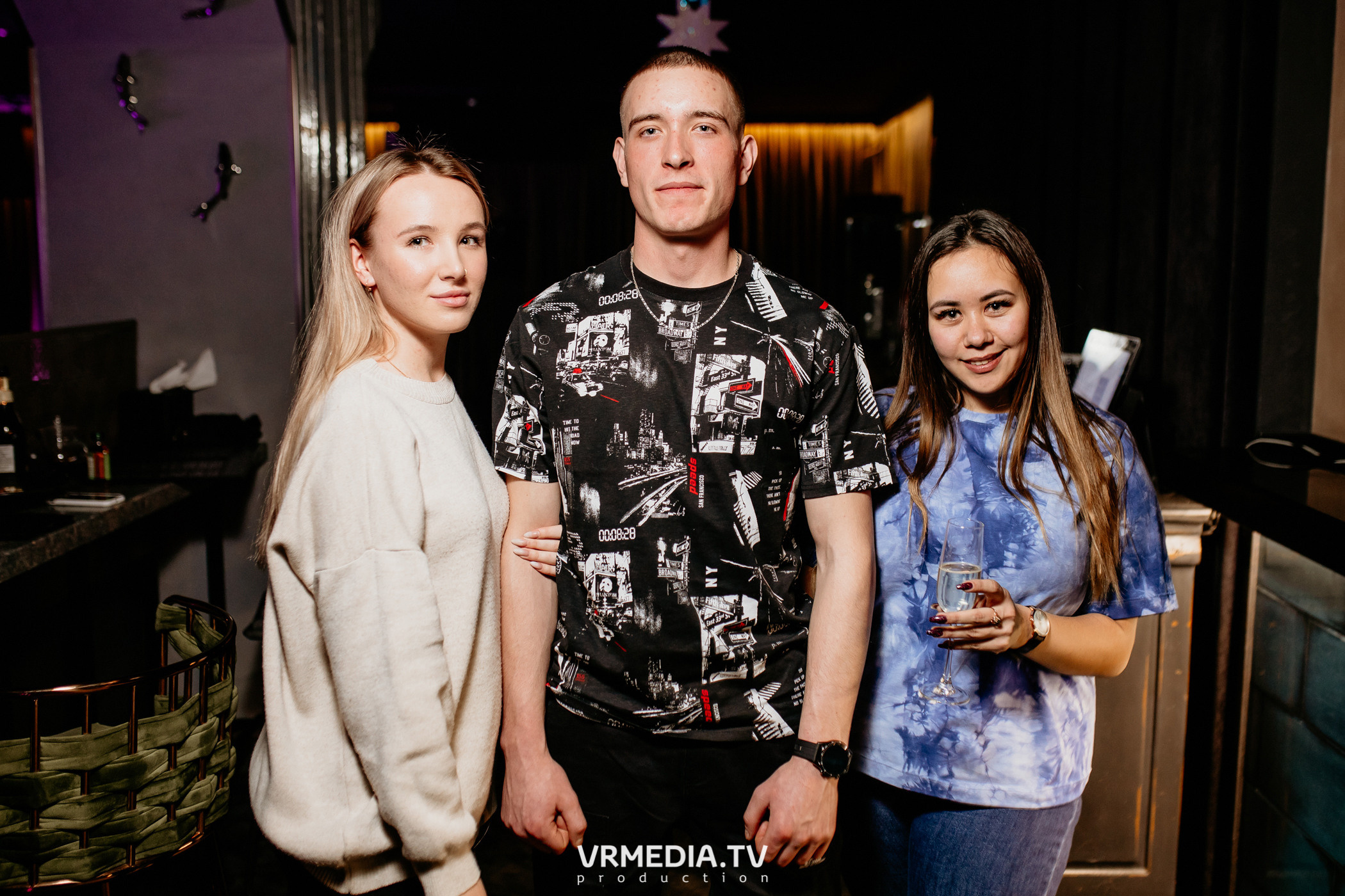 I`m a man в караоке-баре «Volna»