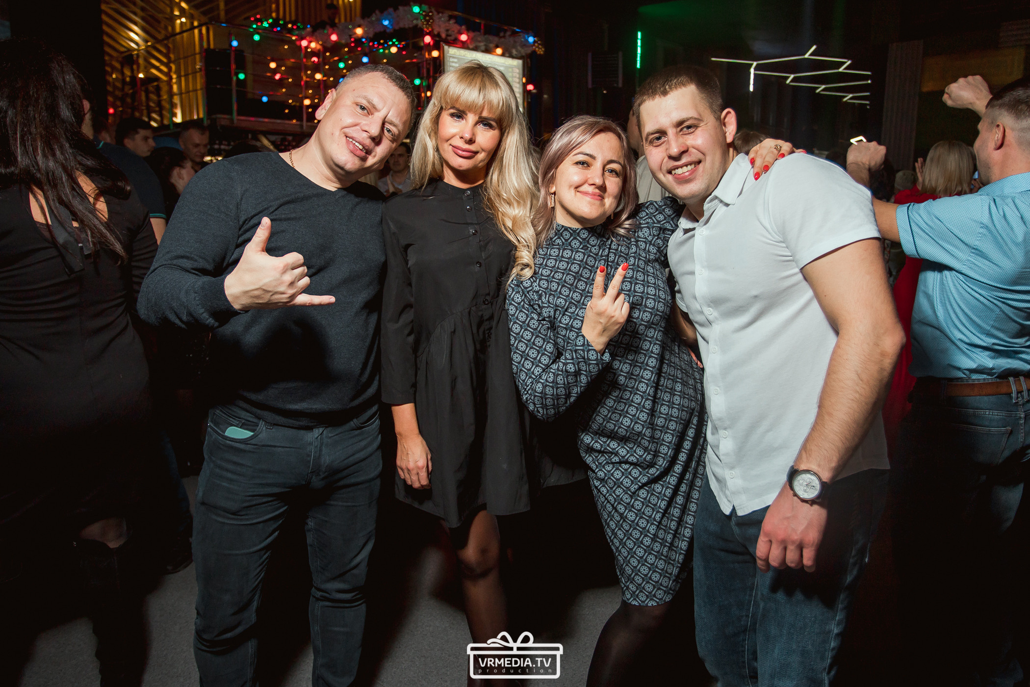 Новогодний вечер в баре «DOSKI»