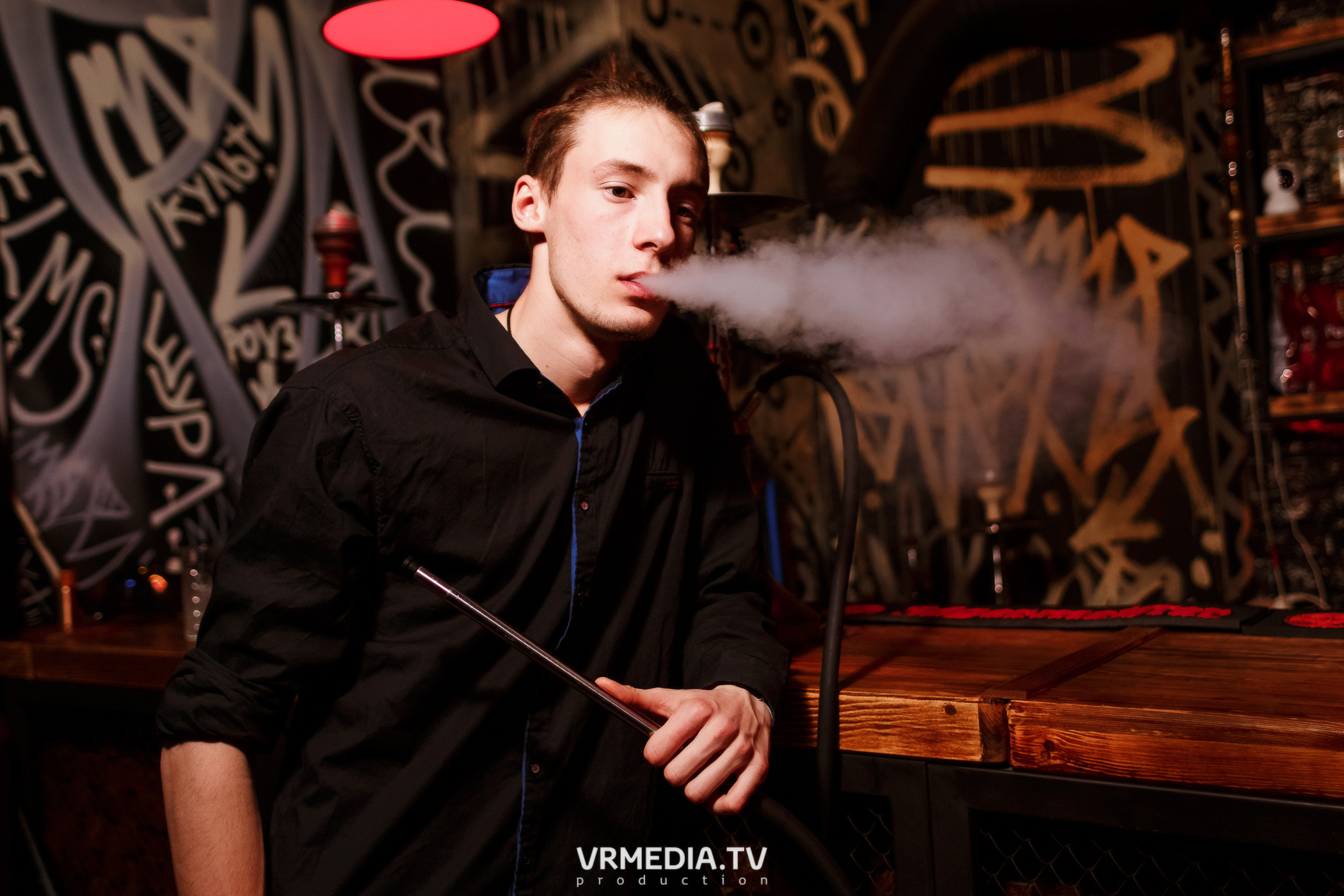 Выходные в баре «Глотай»