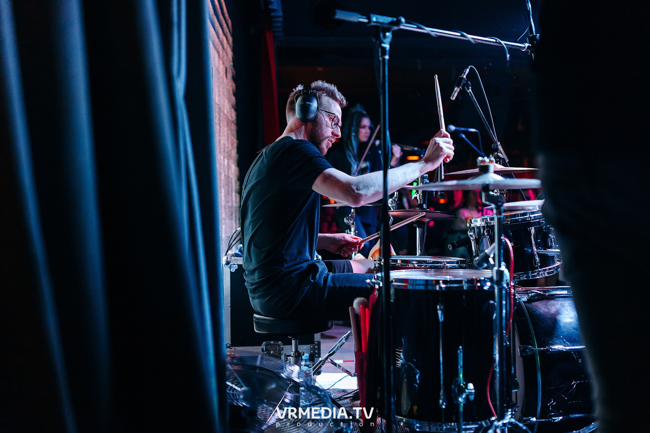 ЛИNДА в гриль-баре «Жара»