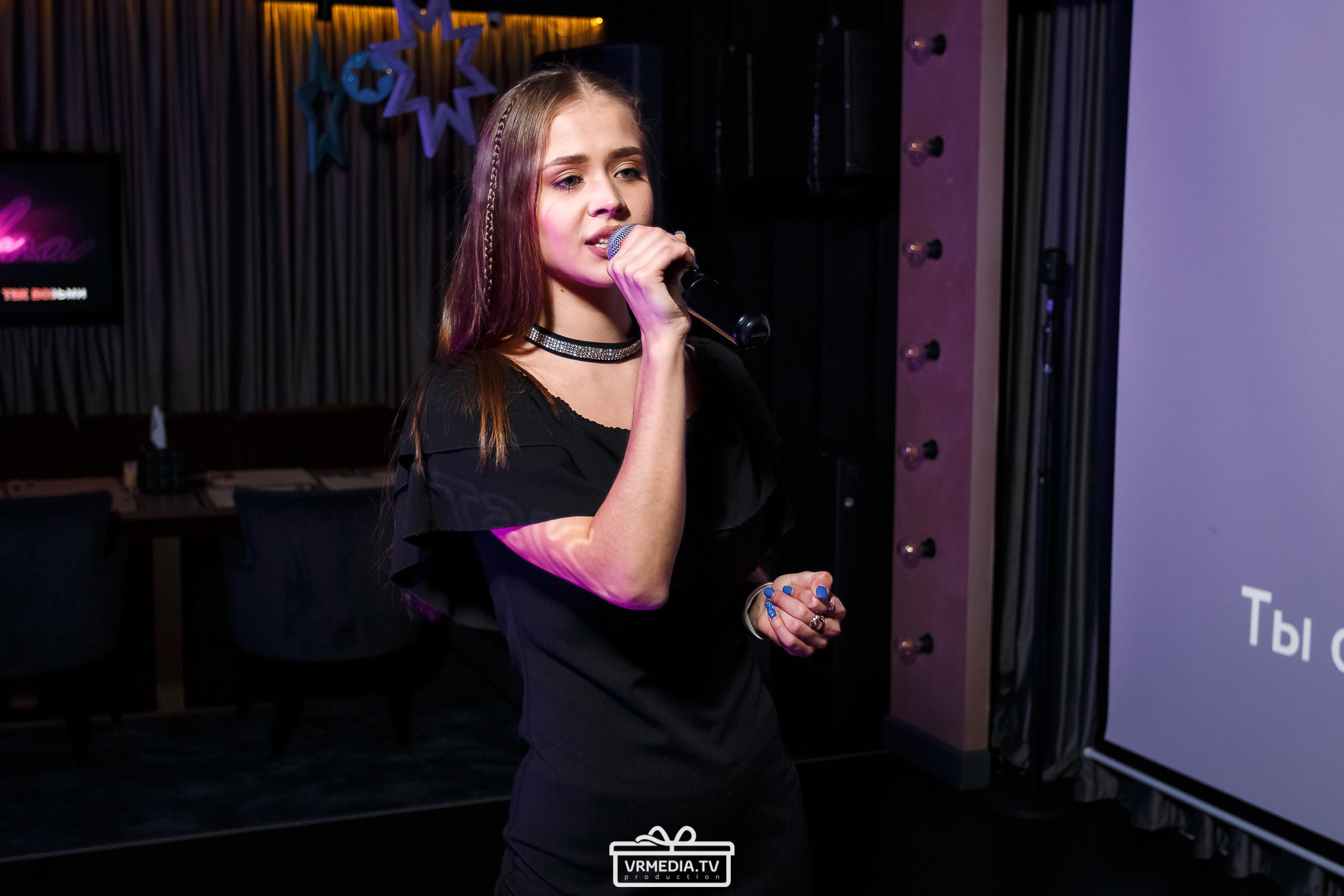 Merry Christmas в караоке-баре «Volna»