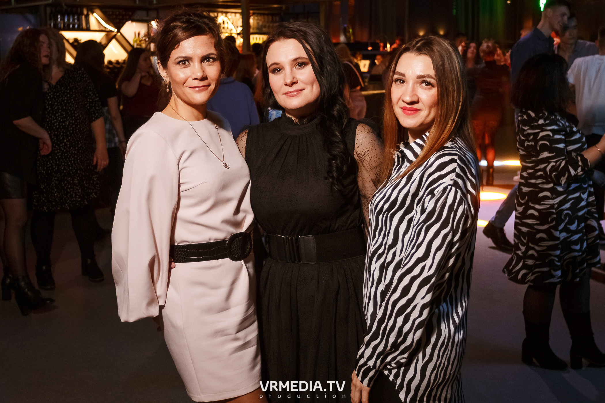 Выходные в баре «DOSKI»