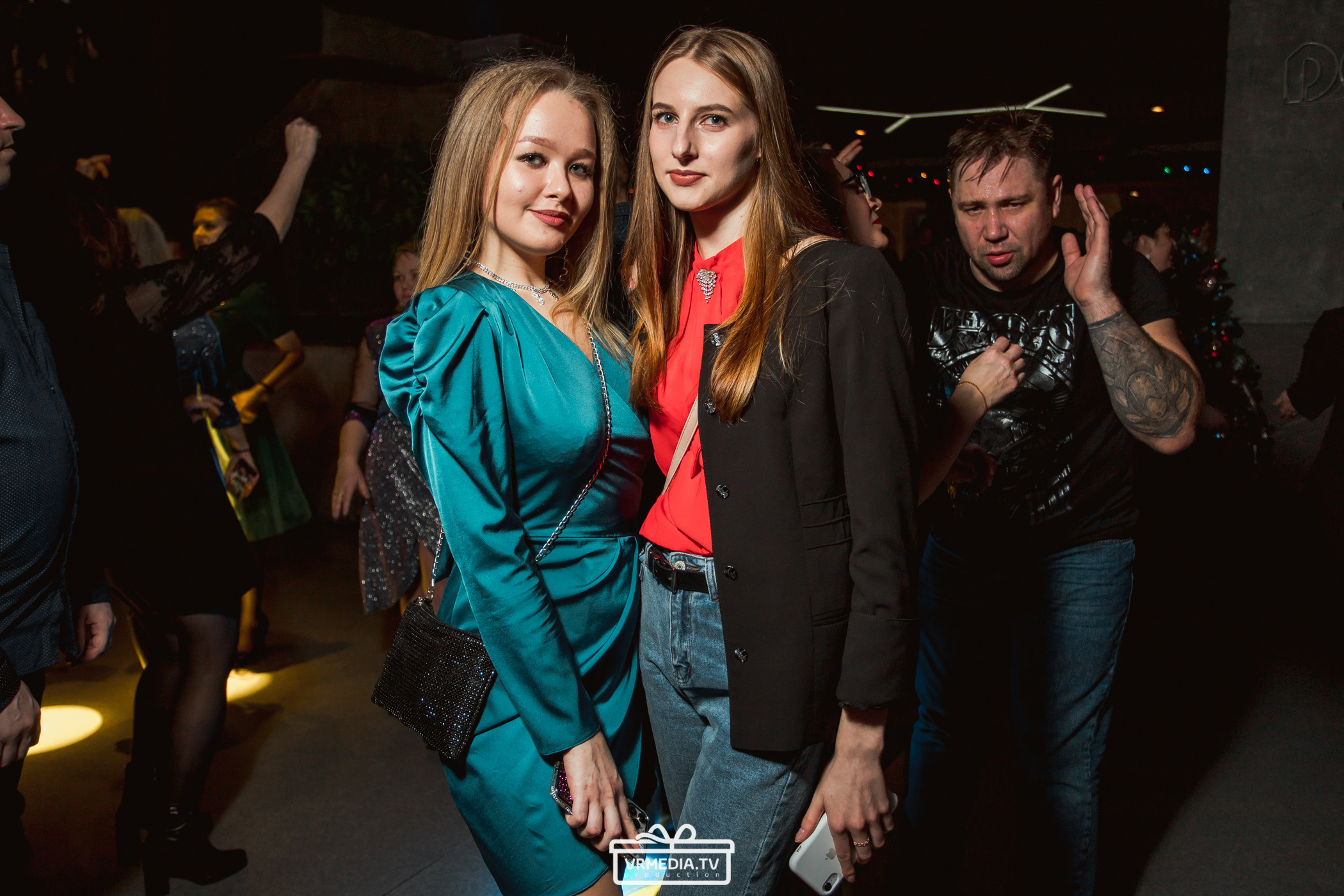 Новогодний вечер в баре «DOSKI»