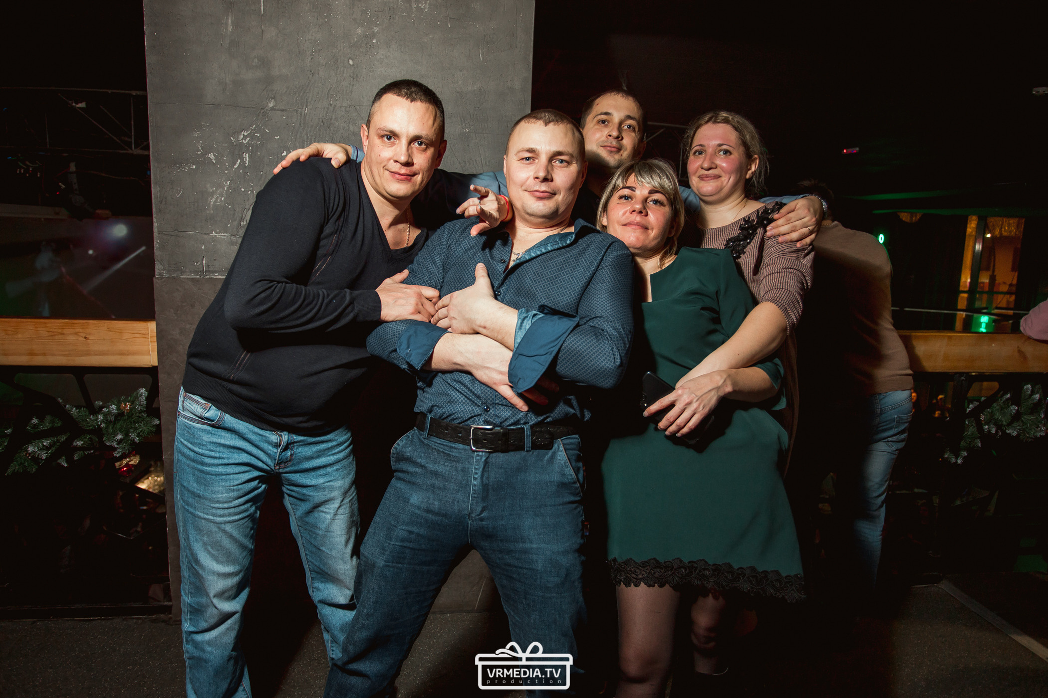 Новогодний вечер в баре «DOSKI»