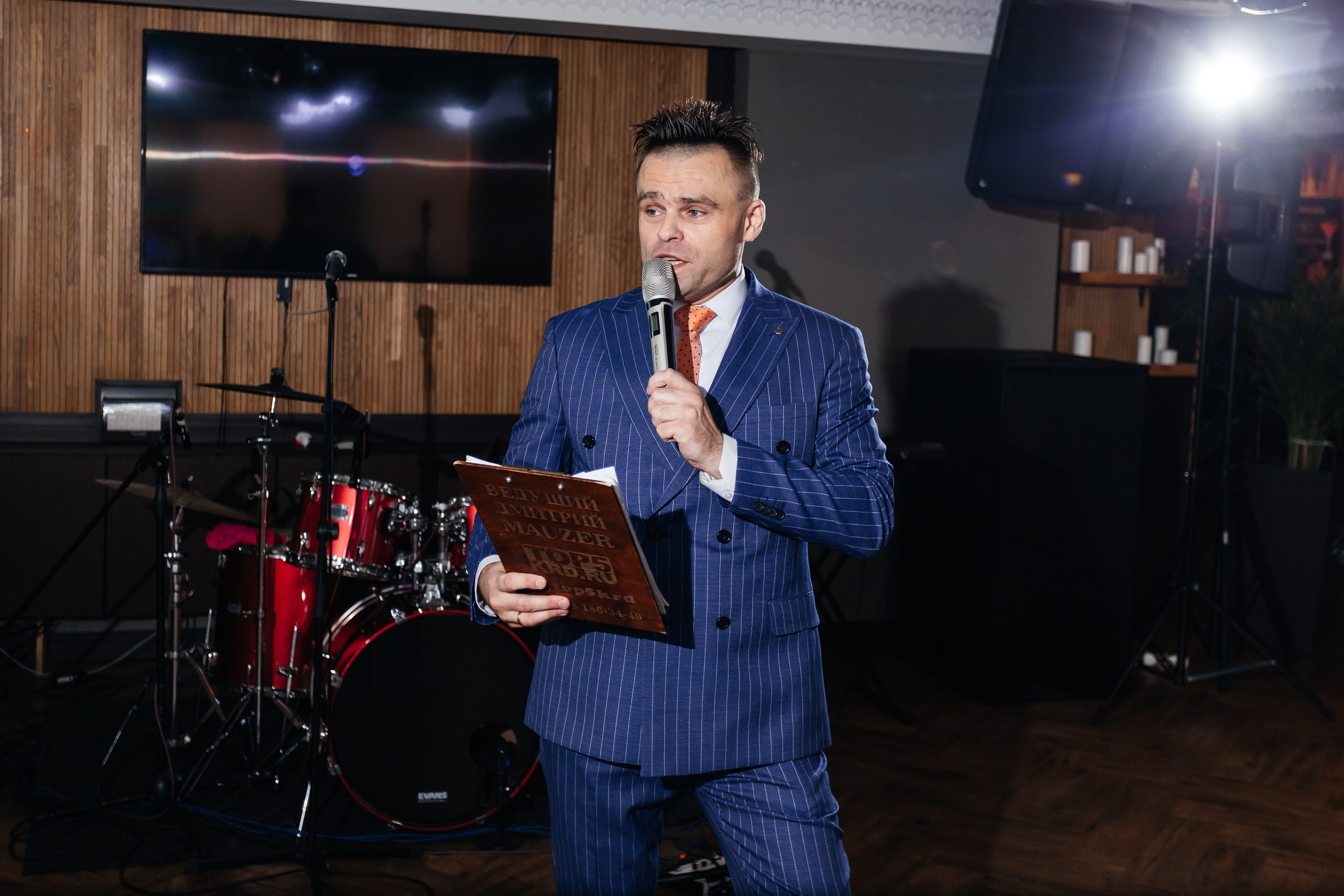 Выпускной 11 «А». Школа № 42. Свадебный фотограф в Краснодаре Николай Крауз